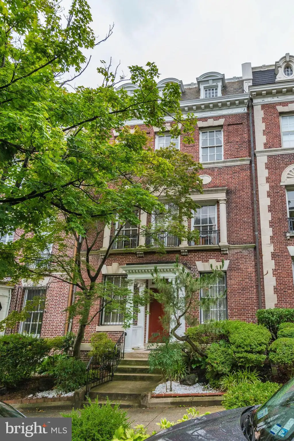 2116 Bancroft Place NW, Washington, DC 20008
