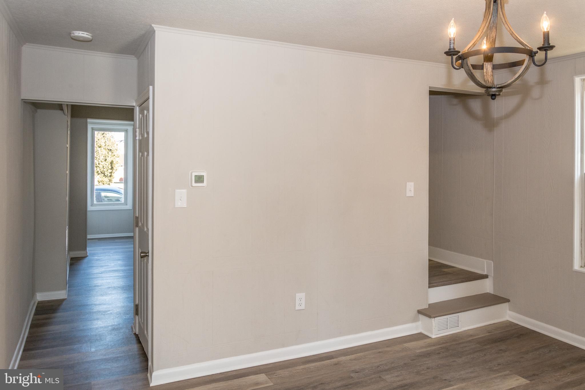 BUCHANAN TRAIL WEST - Residential