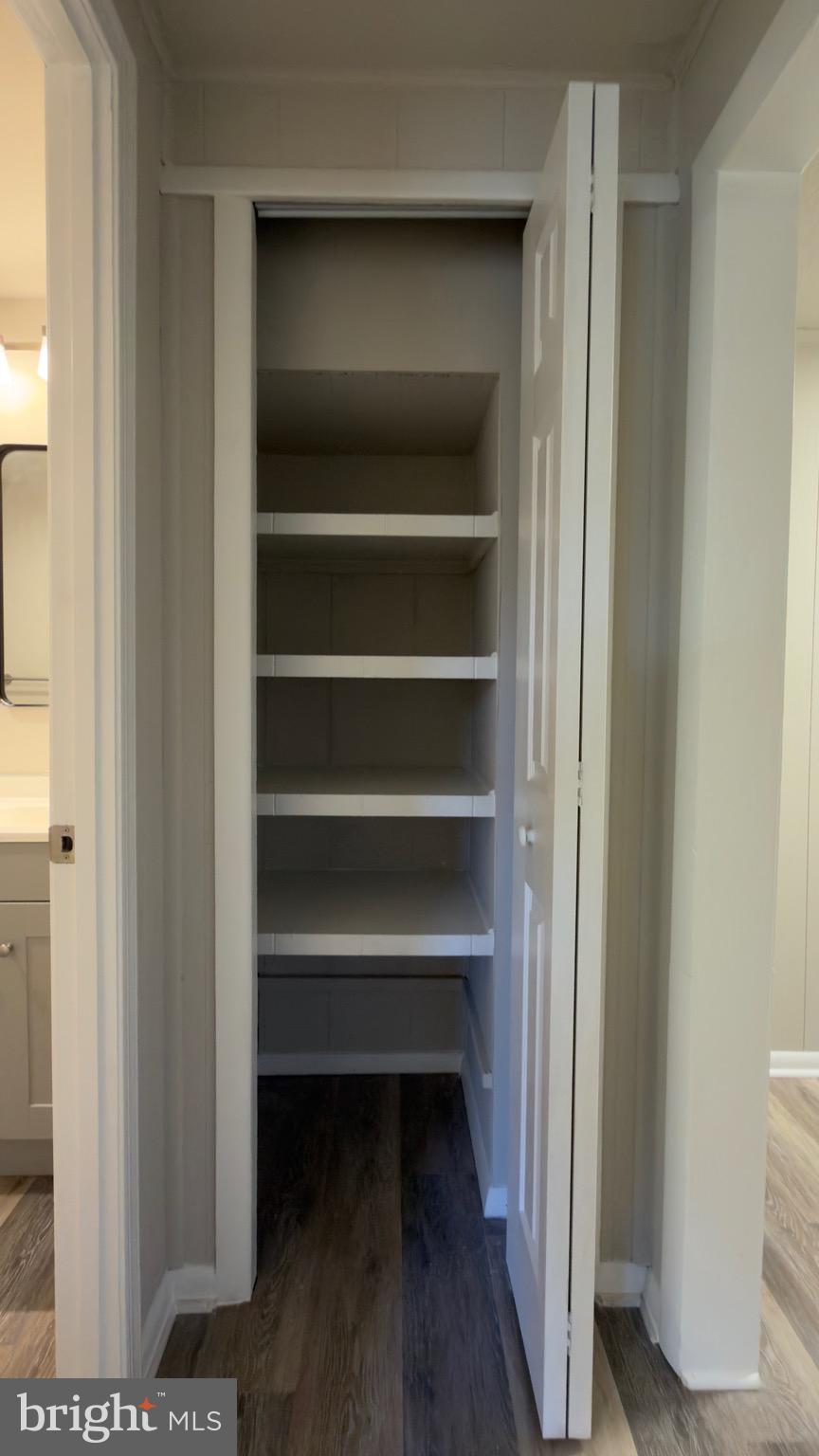 BUCHANAN TRAIL WEST - Residential