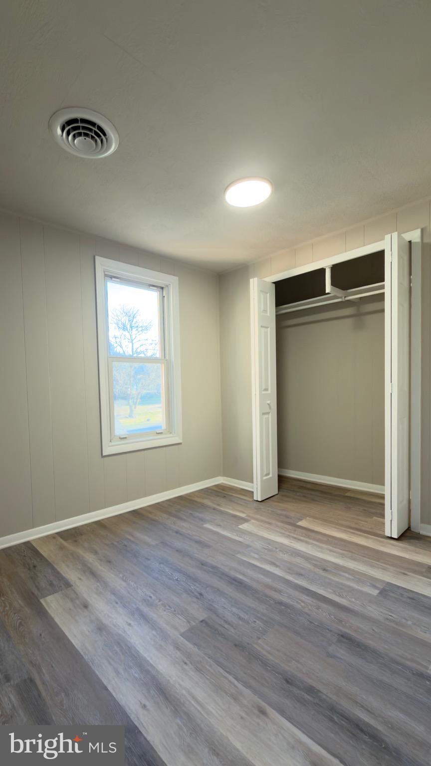 BUCHANAN TRAIL WEST - Residential