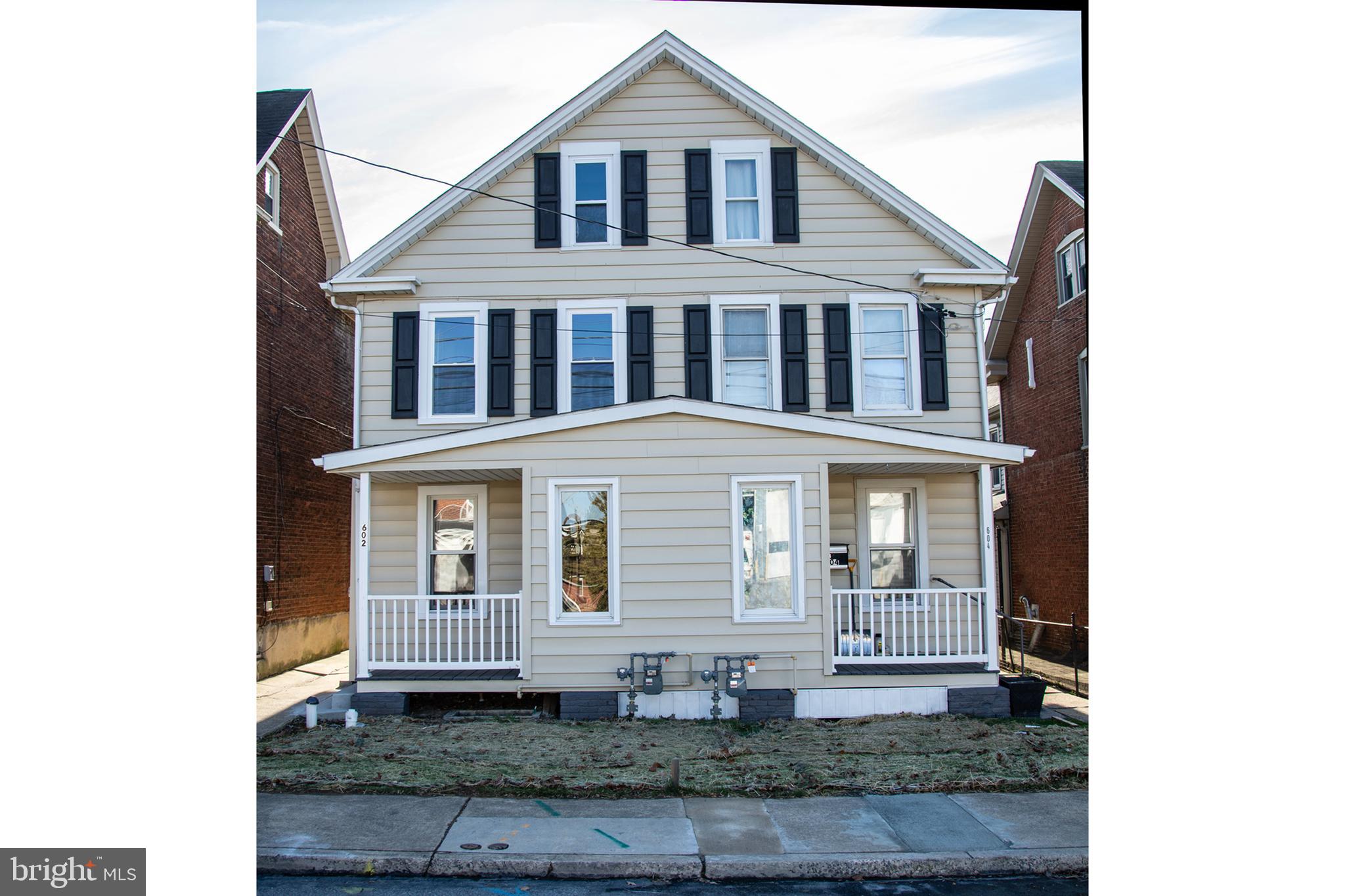 BUCHANAN TRAIL WEST - Residential