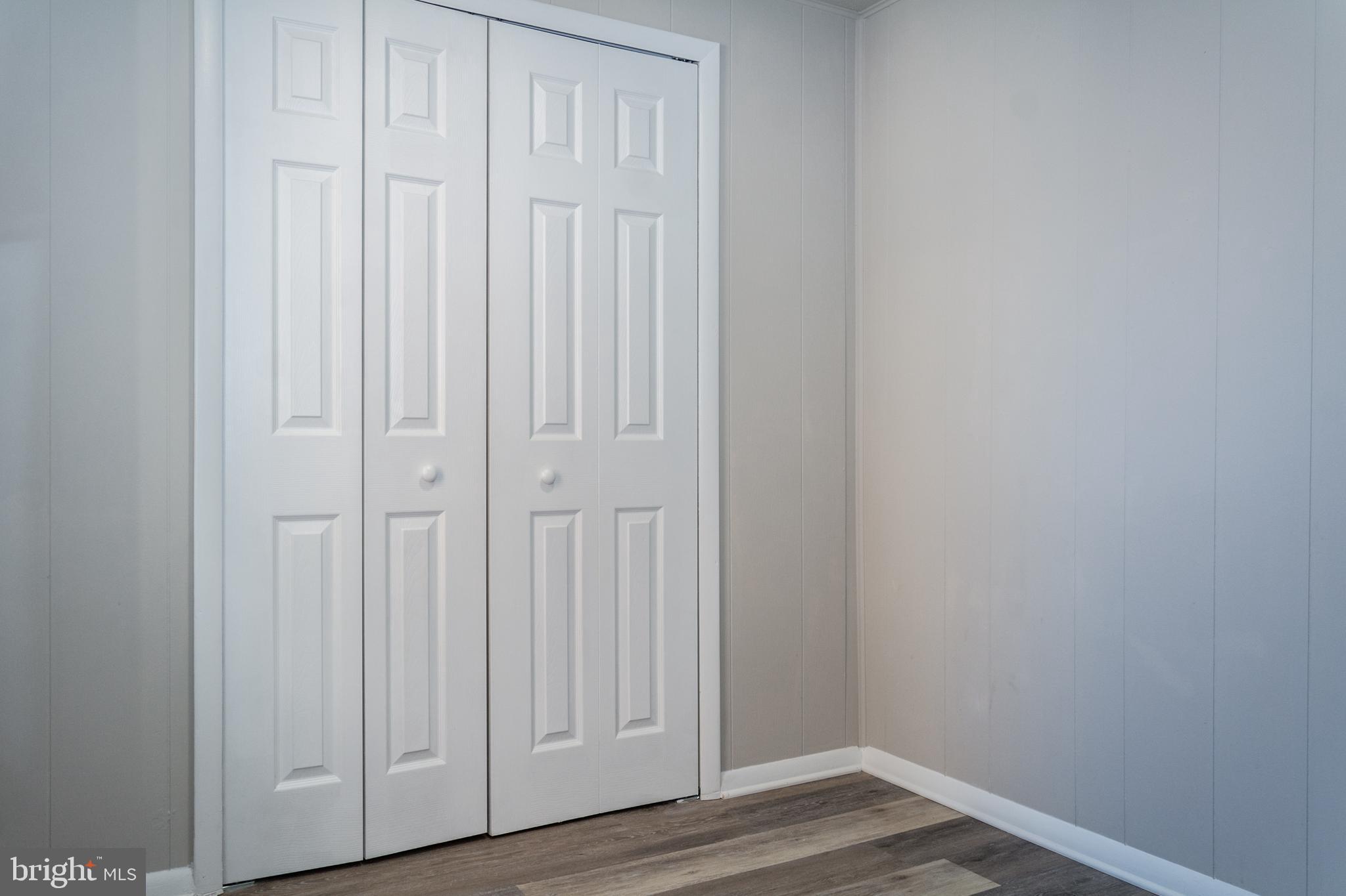 BUCHANAN TRAIL WEST - Residential