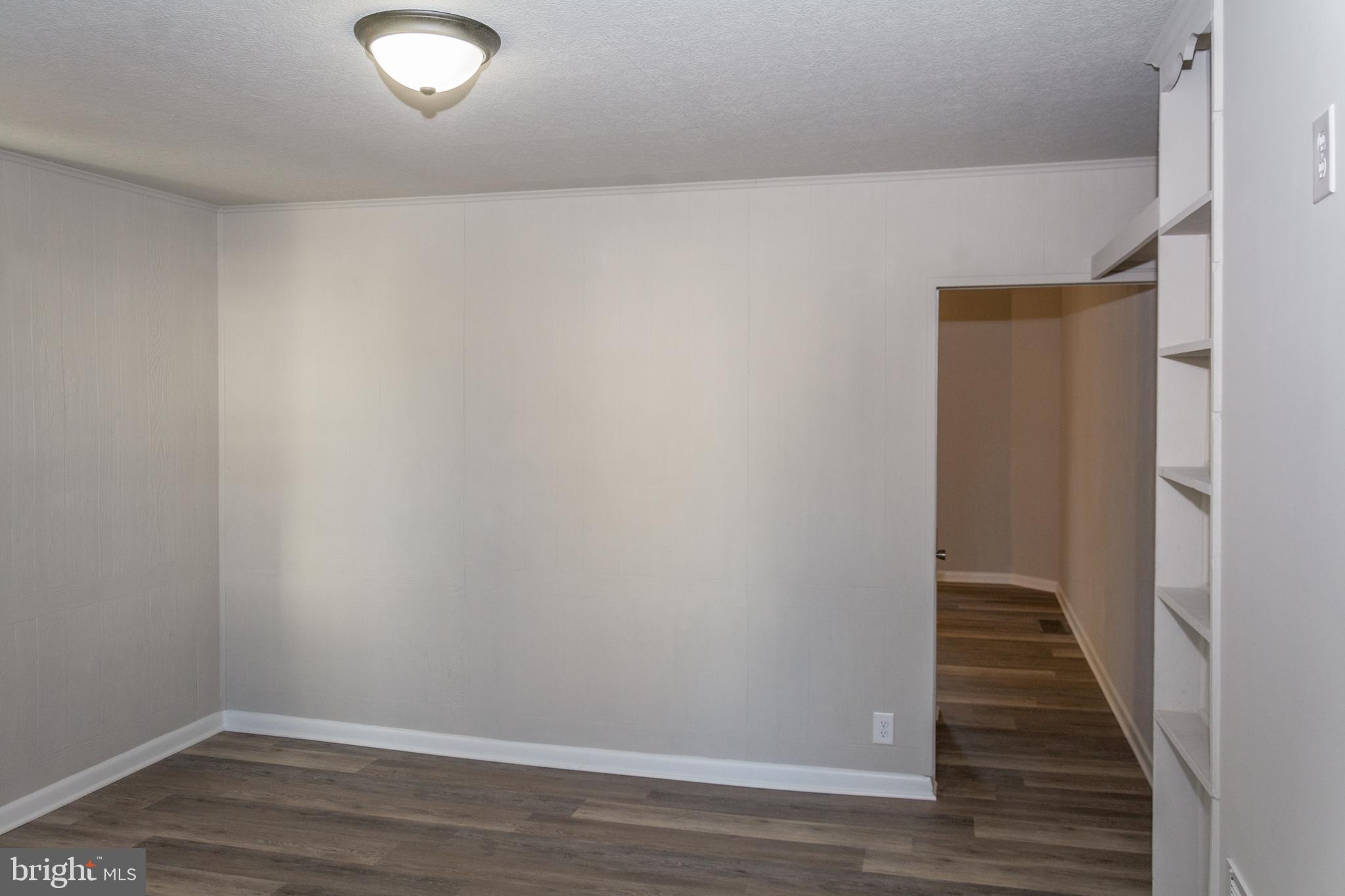 BUCHANAN TRAIL WEST - Residential