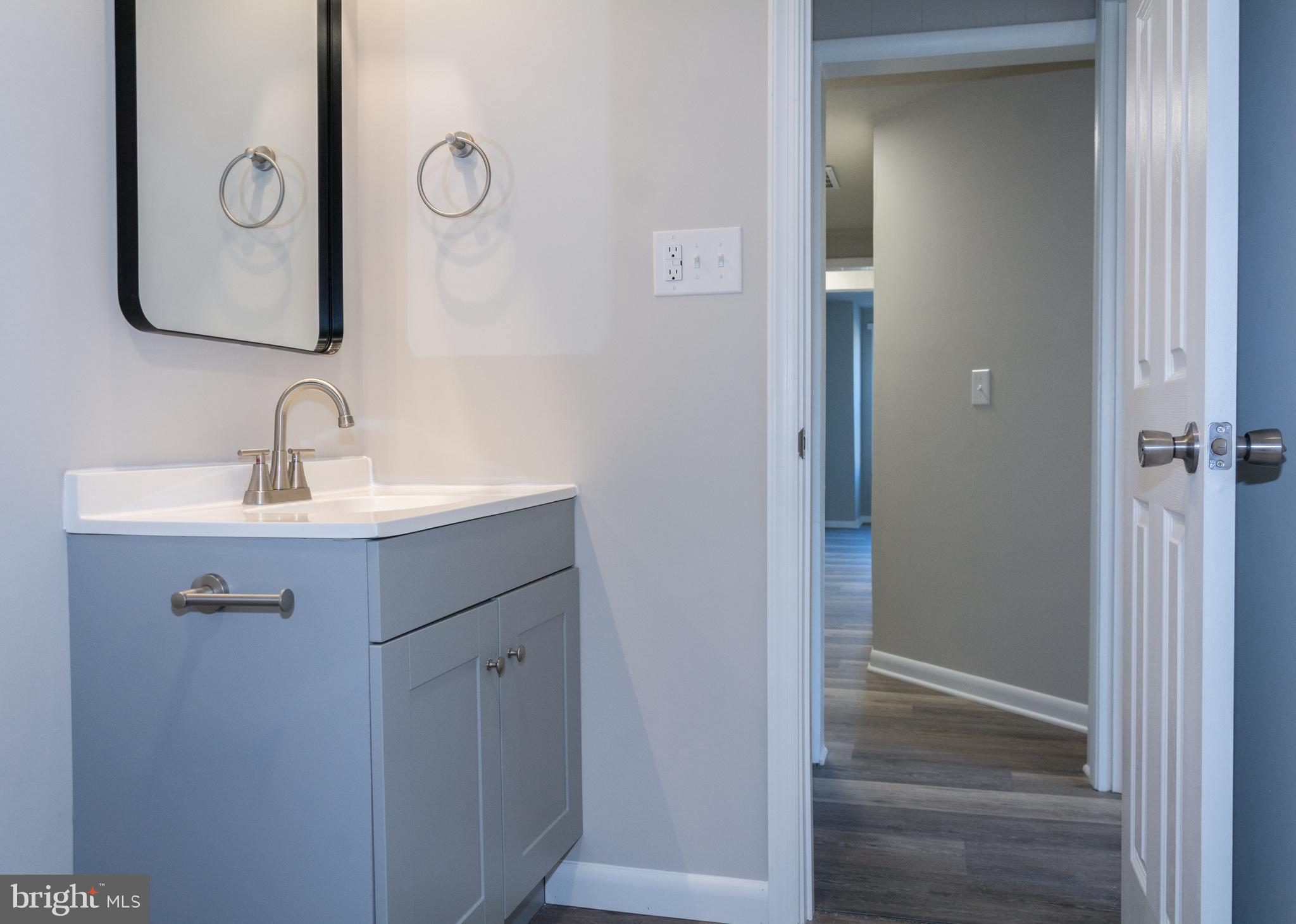 BUCHANAN TRAIL WEST - Residential