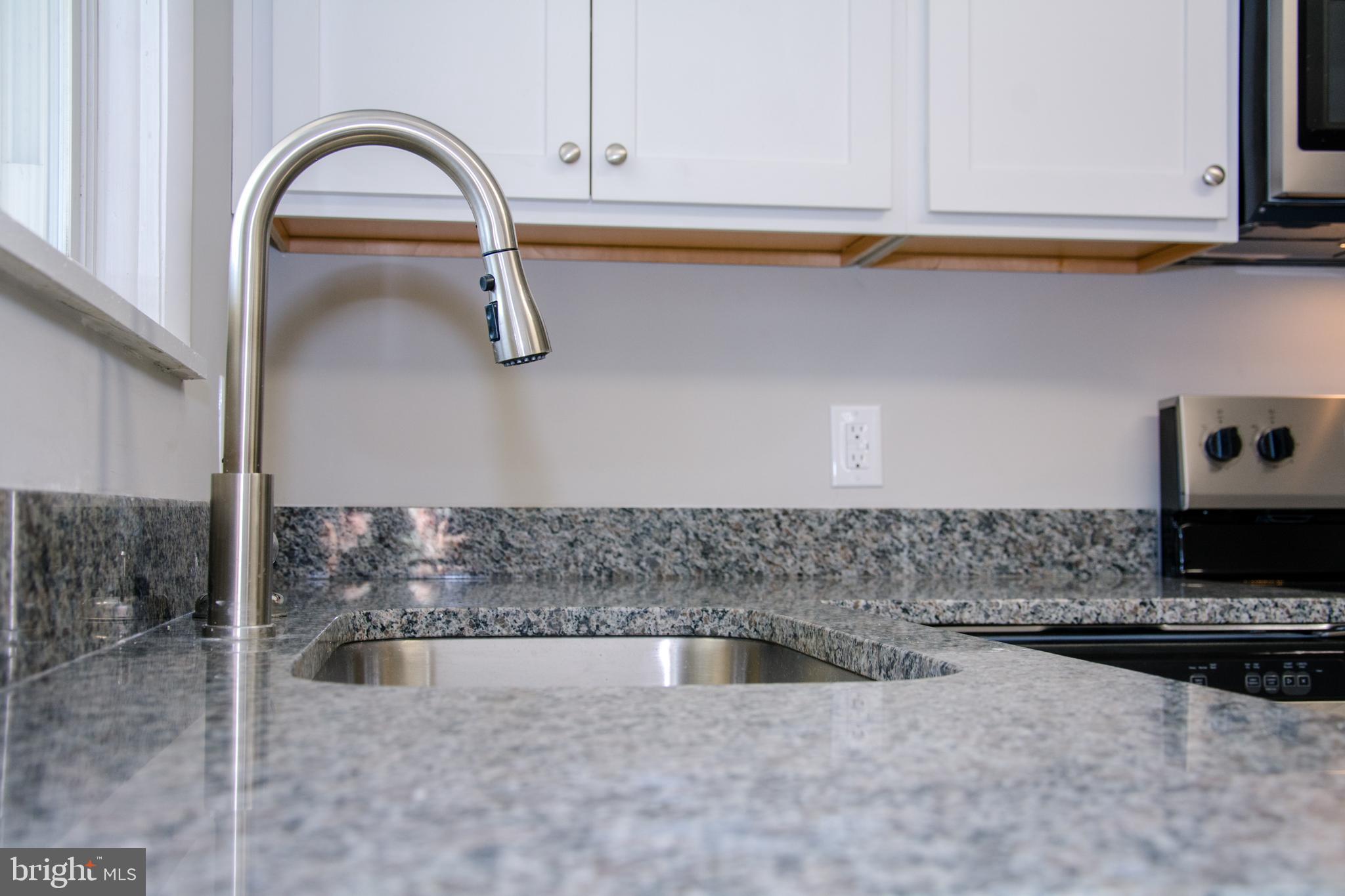 BUCHANAN TRAIL WEST - Residential