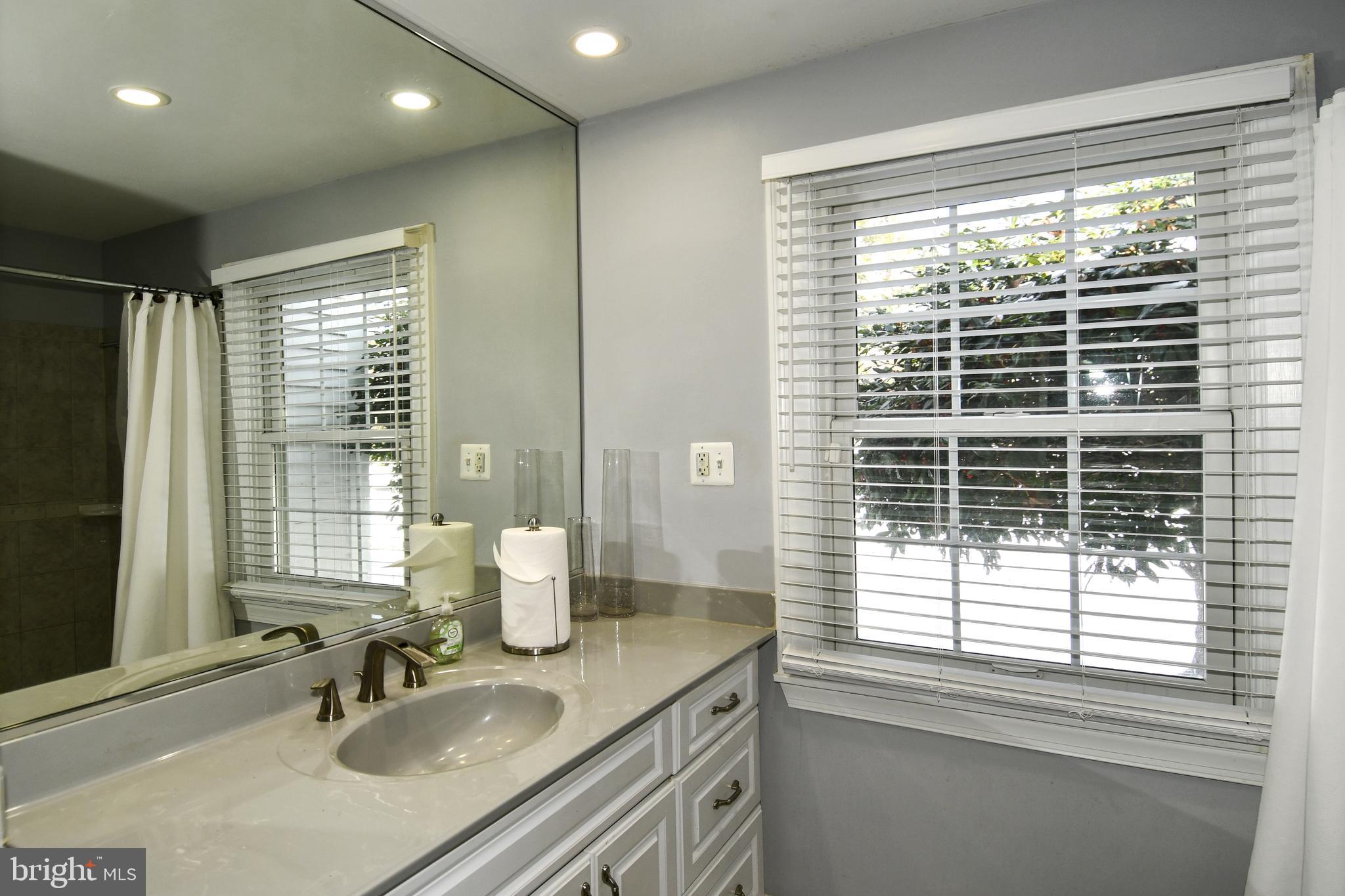 TANTALLON ON THE POTOMAC - Residential