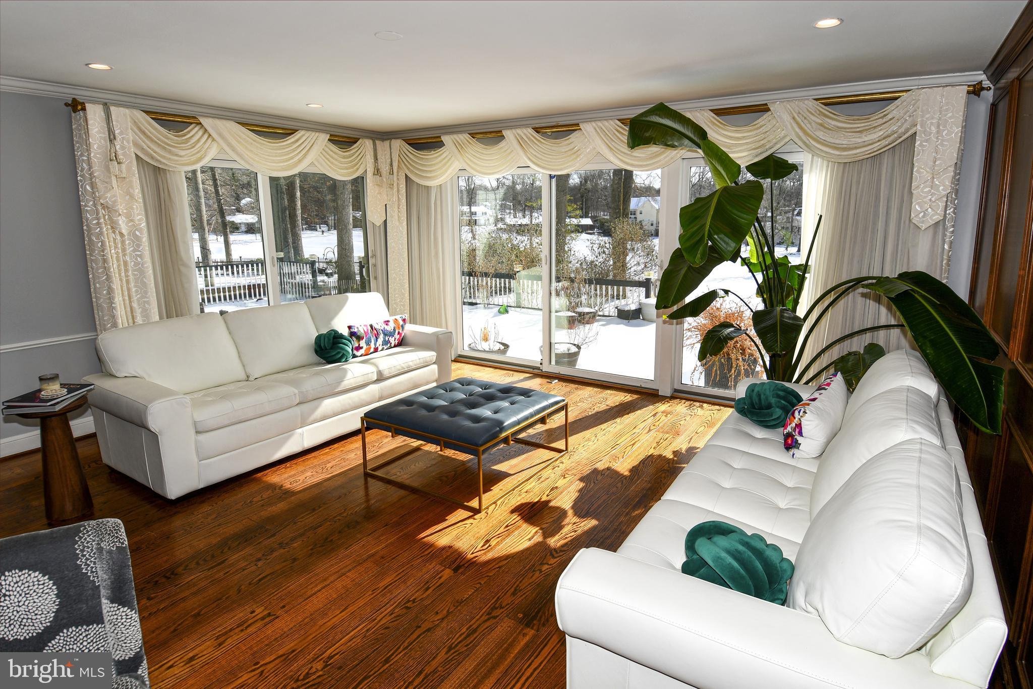 TANTALLON ON THE POTOMAC - Residential