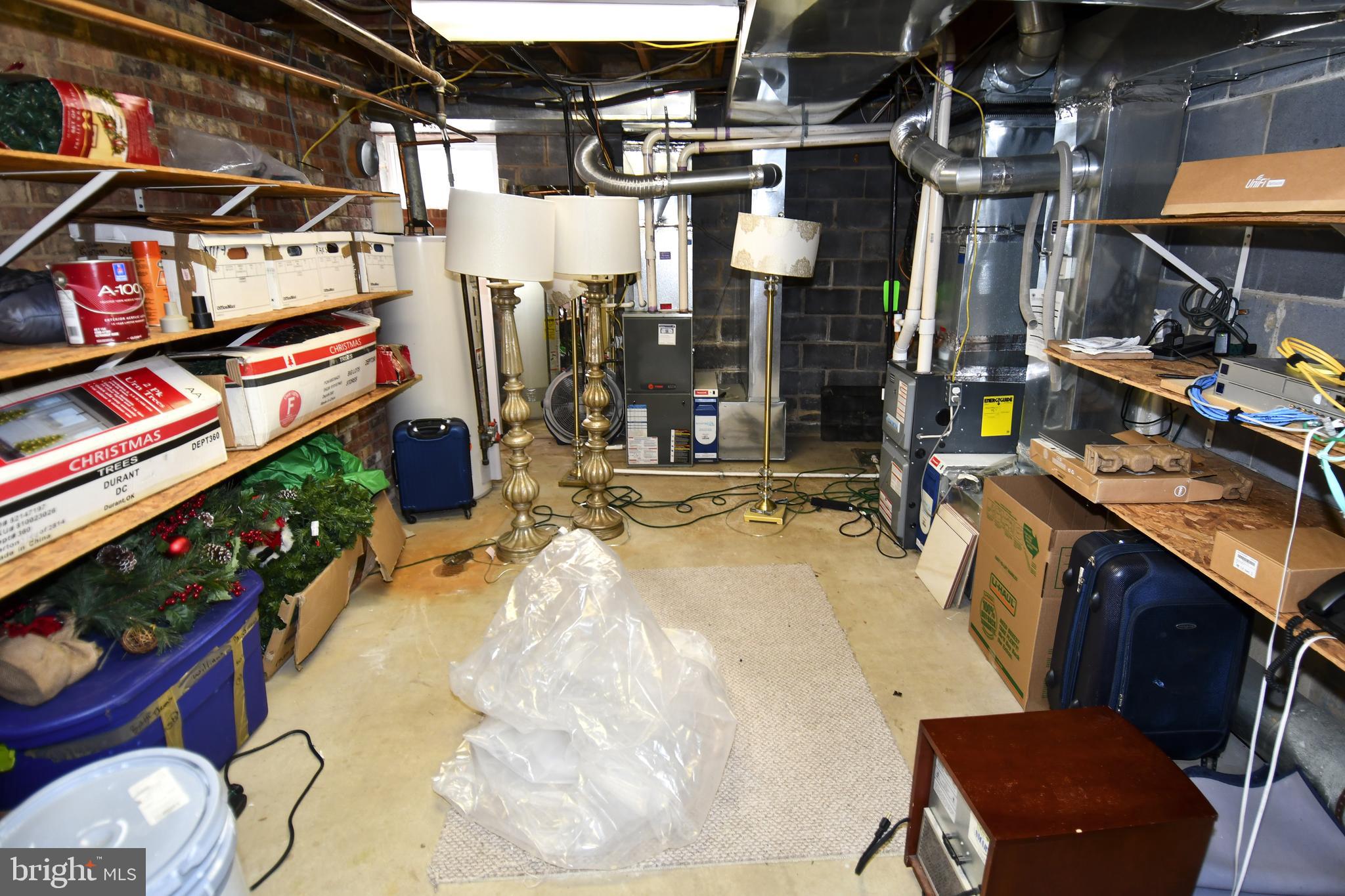 TANTALLON ON THE POTOMAC - Residential