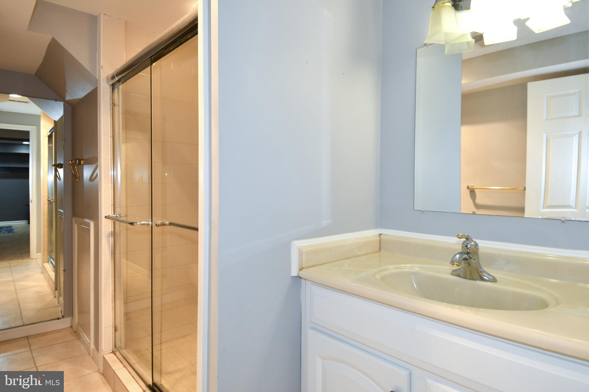 TANTALLON ON THE POTOMAC - Residential