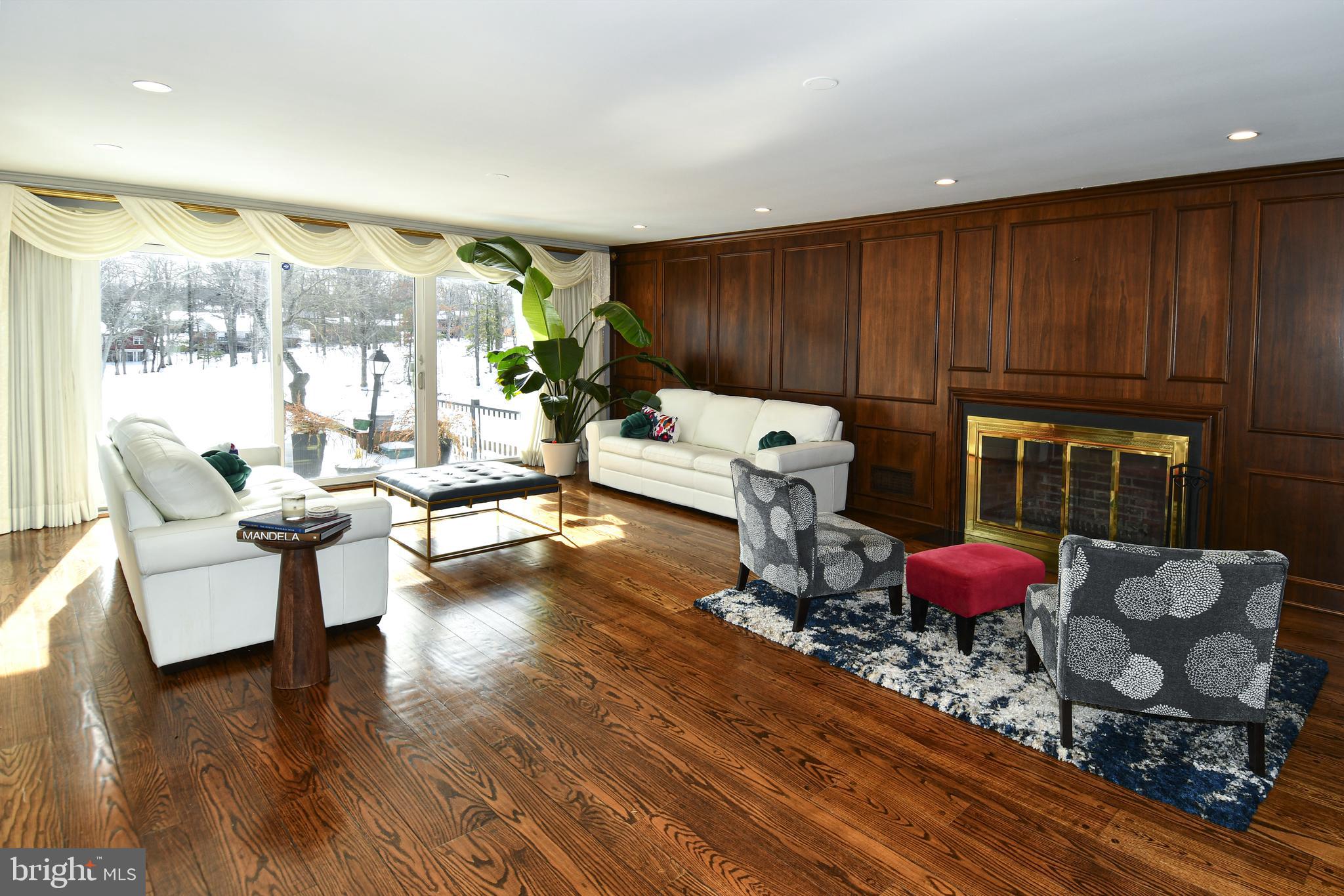 TANTALLON ON THE POTOMAC - Residential