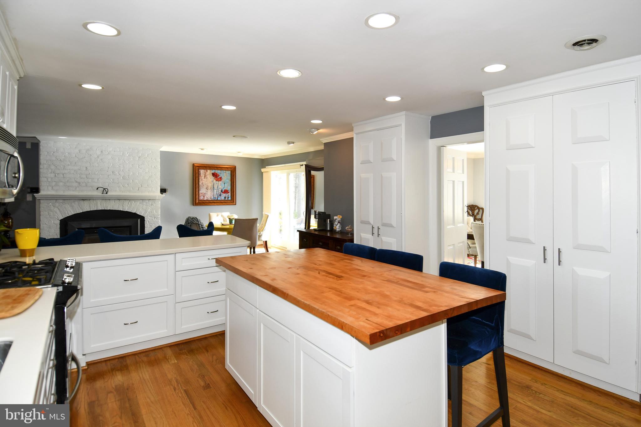 TANTALLON ON THE POTOMAC - Residential