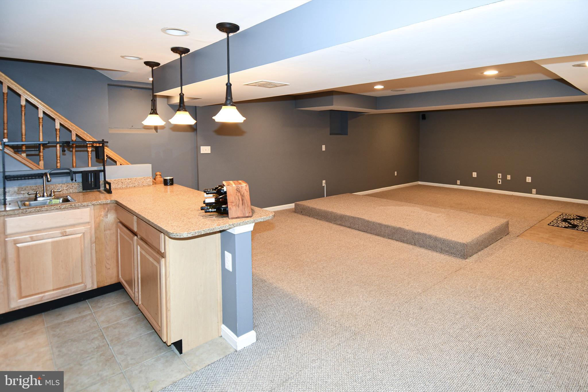 TANTALLON ON THE POTOMAC - Residential