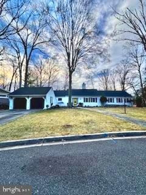 121 RIVER FOREST LANE FORT WASHINGTON MD 20744