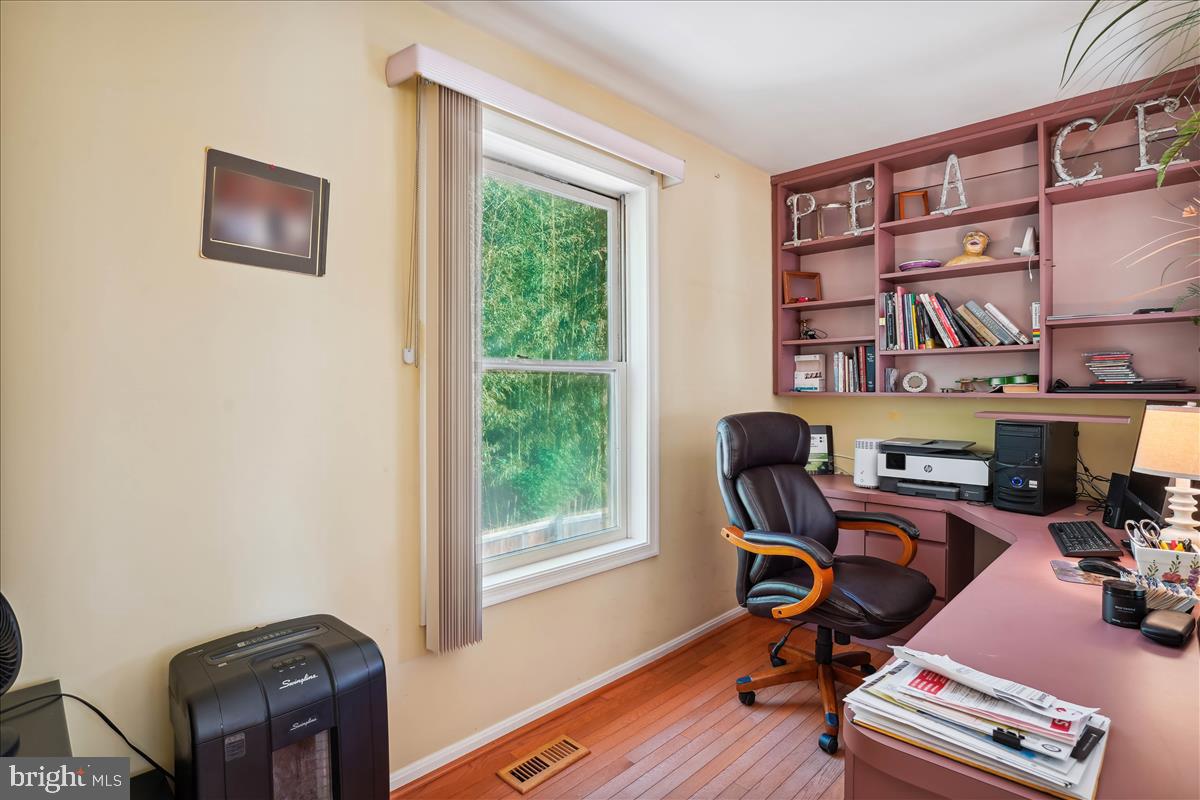 MILL CREEK SOUTH - Residential