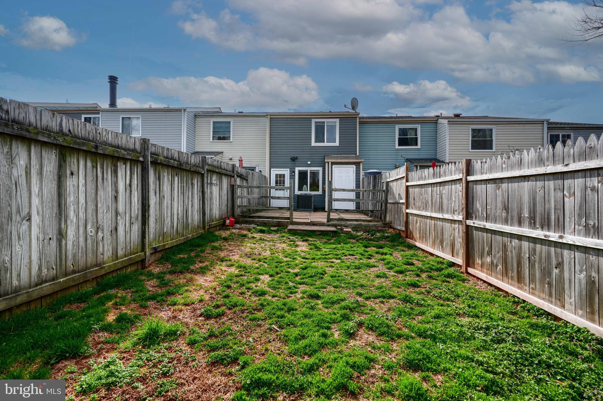 LAUREL VALLEY - Residential