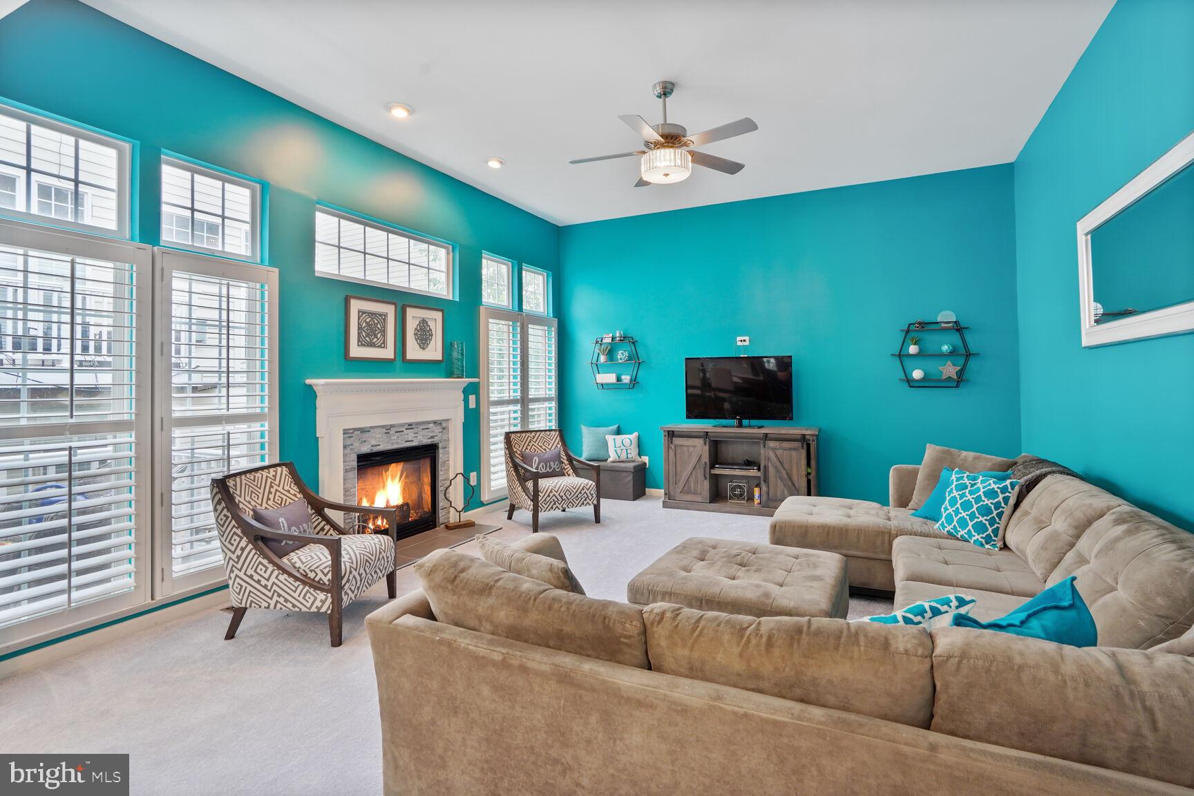 9138 LAKE PARCEL