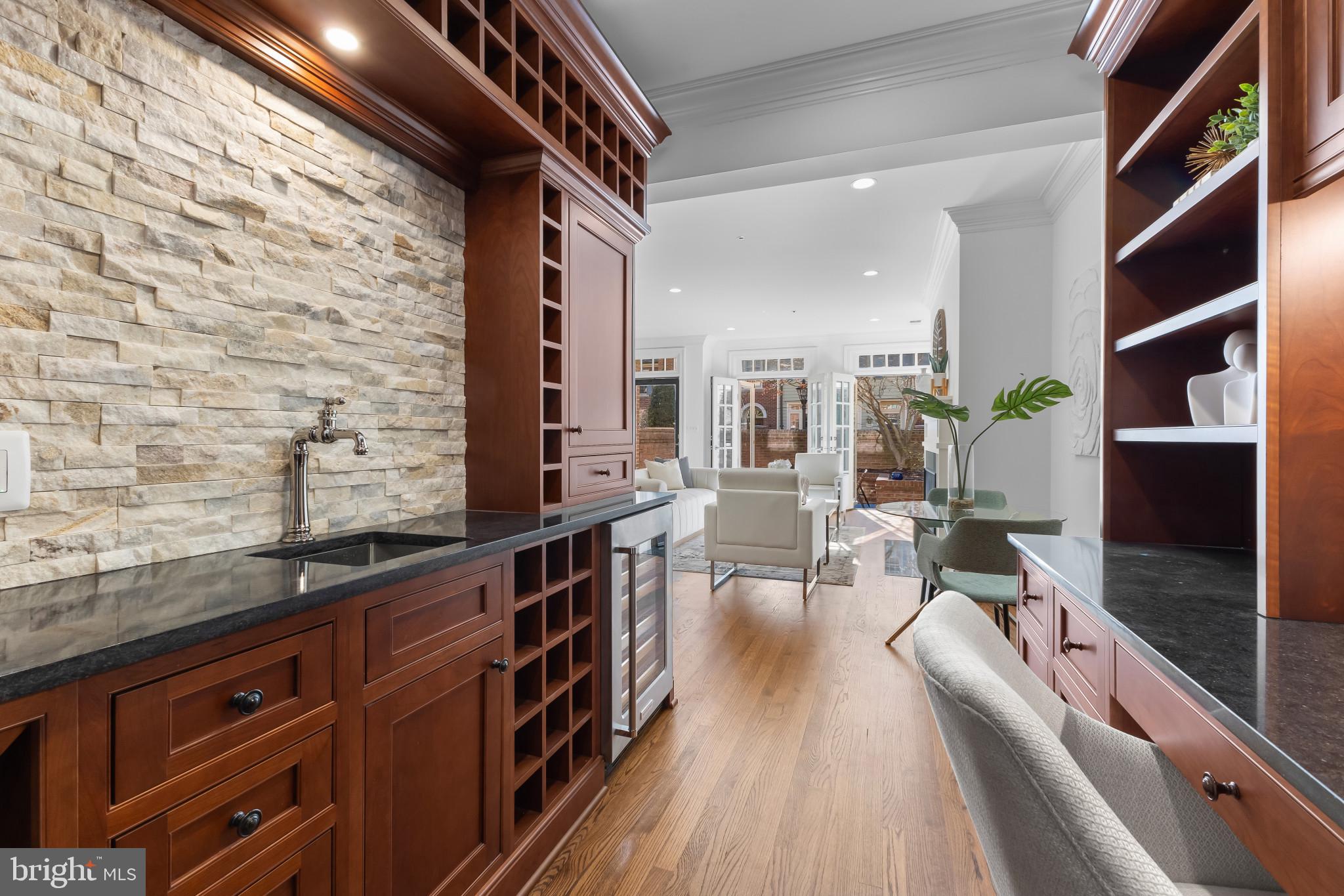 HARBORSIDE - Residential