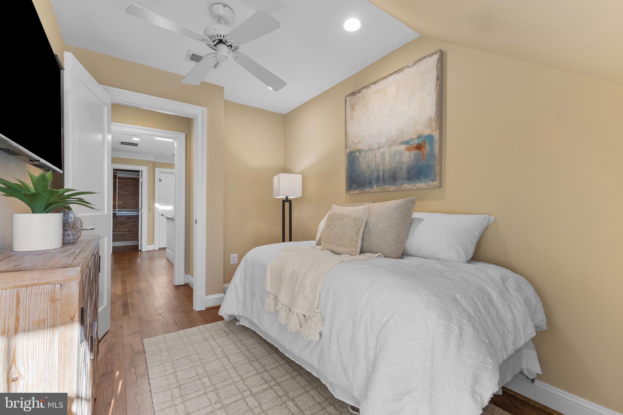 HARBORSIDE - Residential