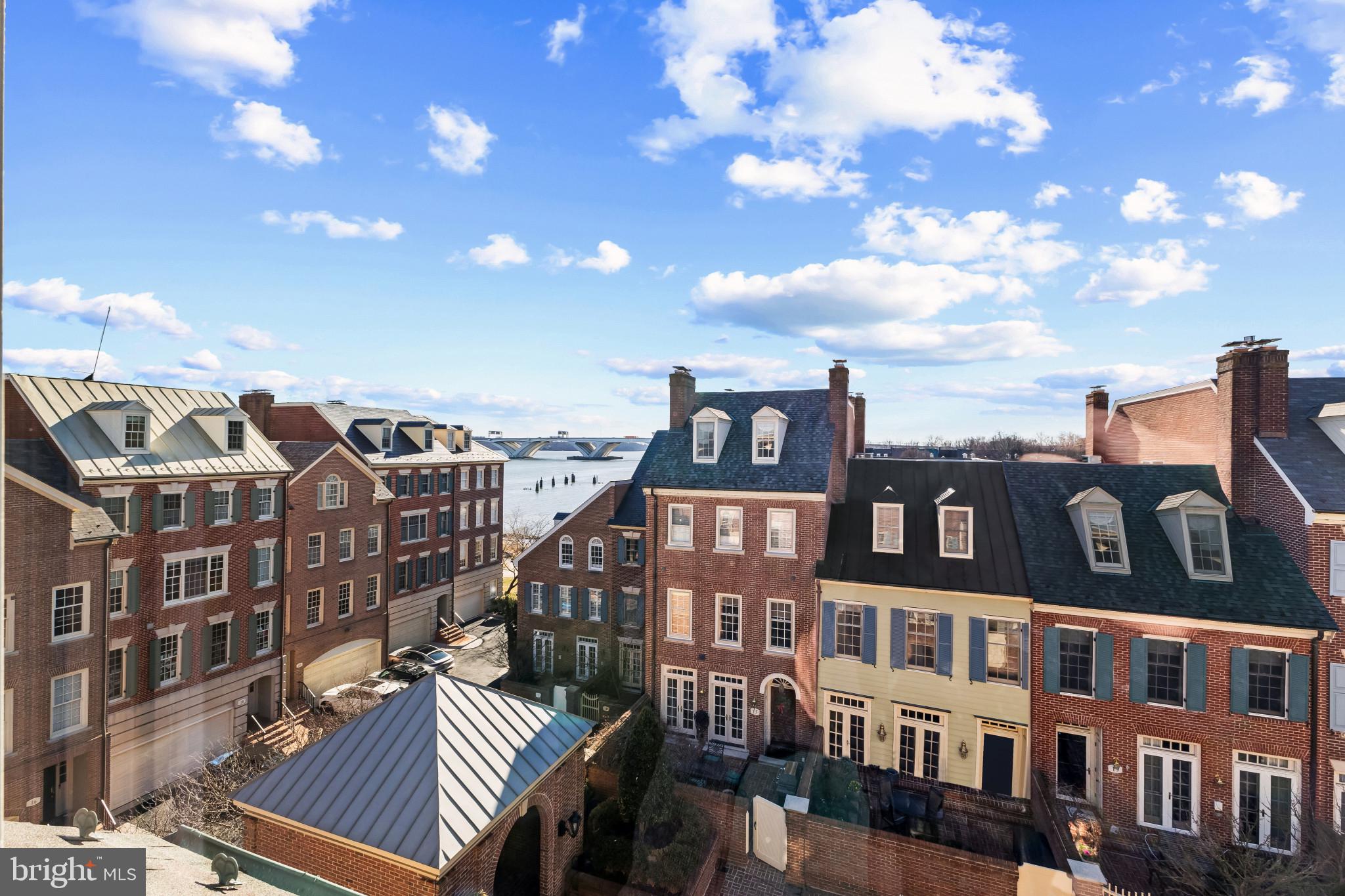 HARBORSIDE - Residential