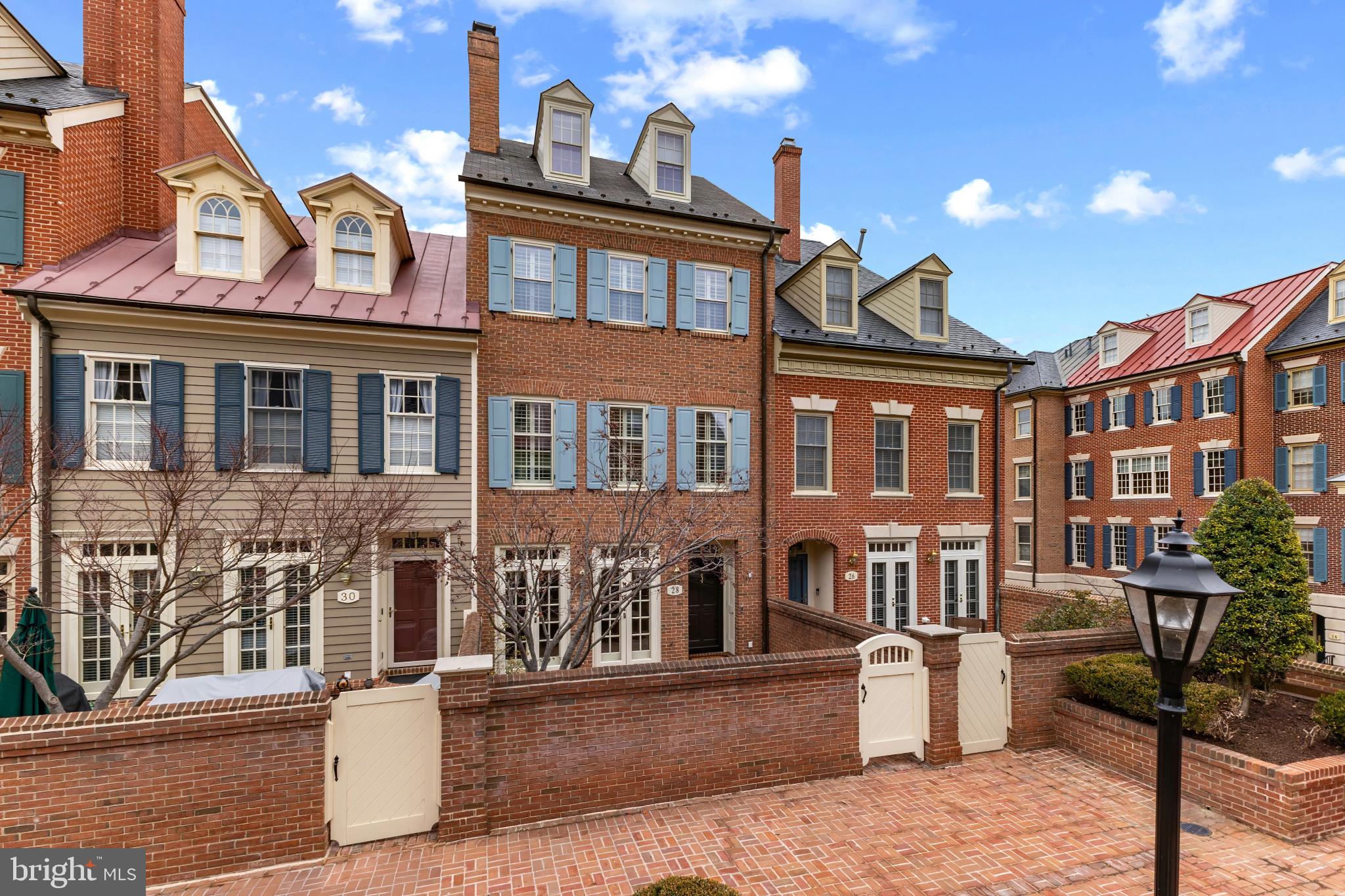 HARBORSIDE - Residential