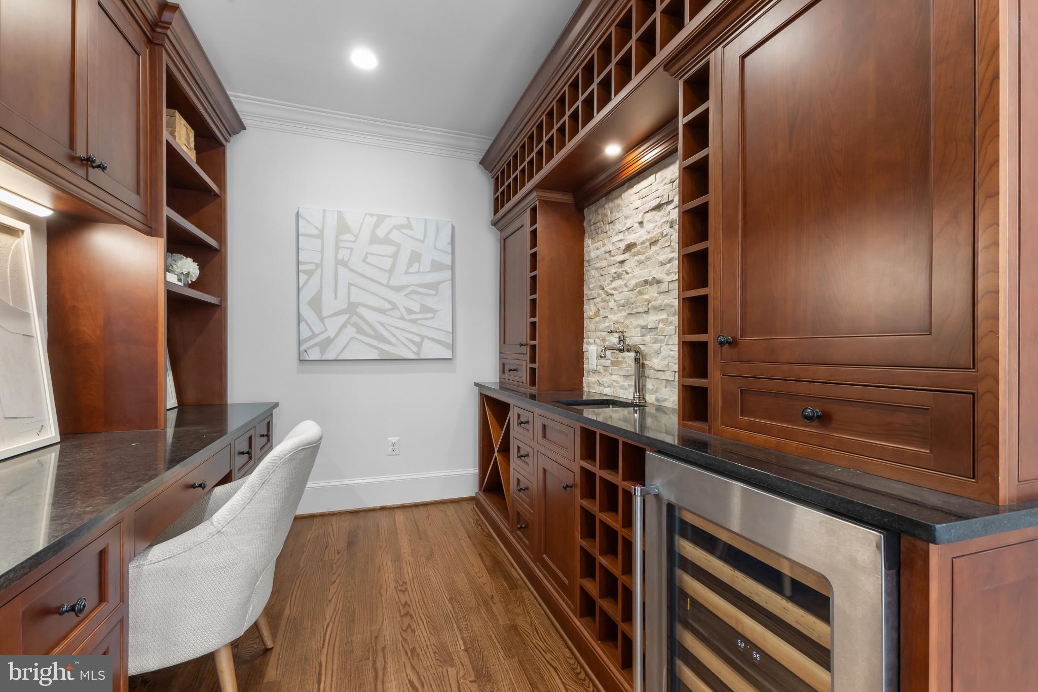 HARBORSIDE - Residential