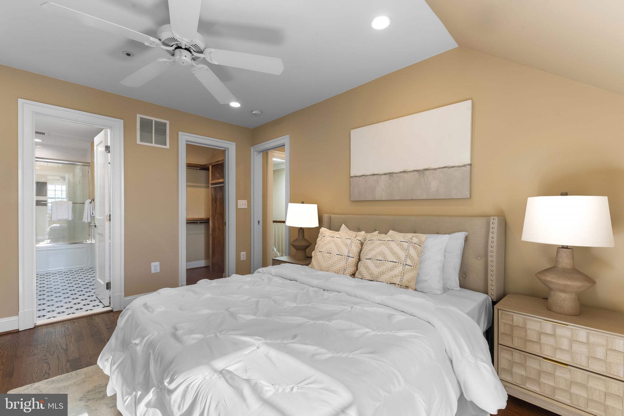 HARBORSIDE - Residential