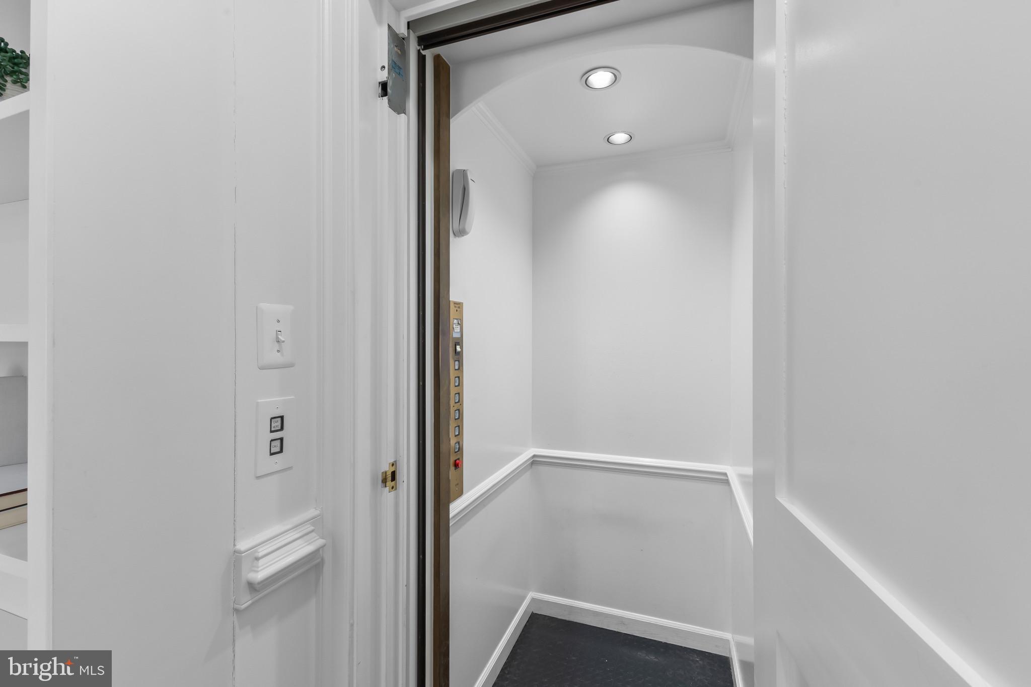 HARBORSIDE - Residential