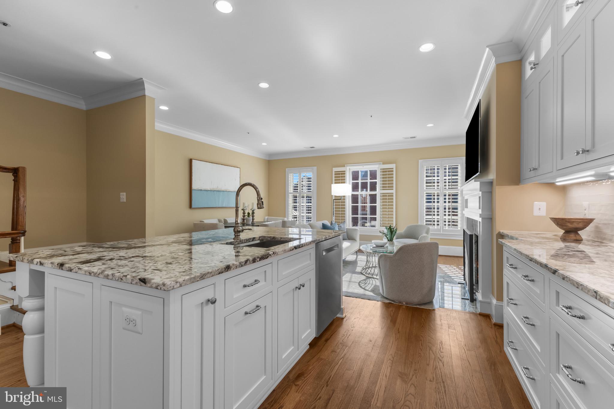 HARBORSIDE - Residential