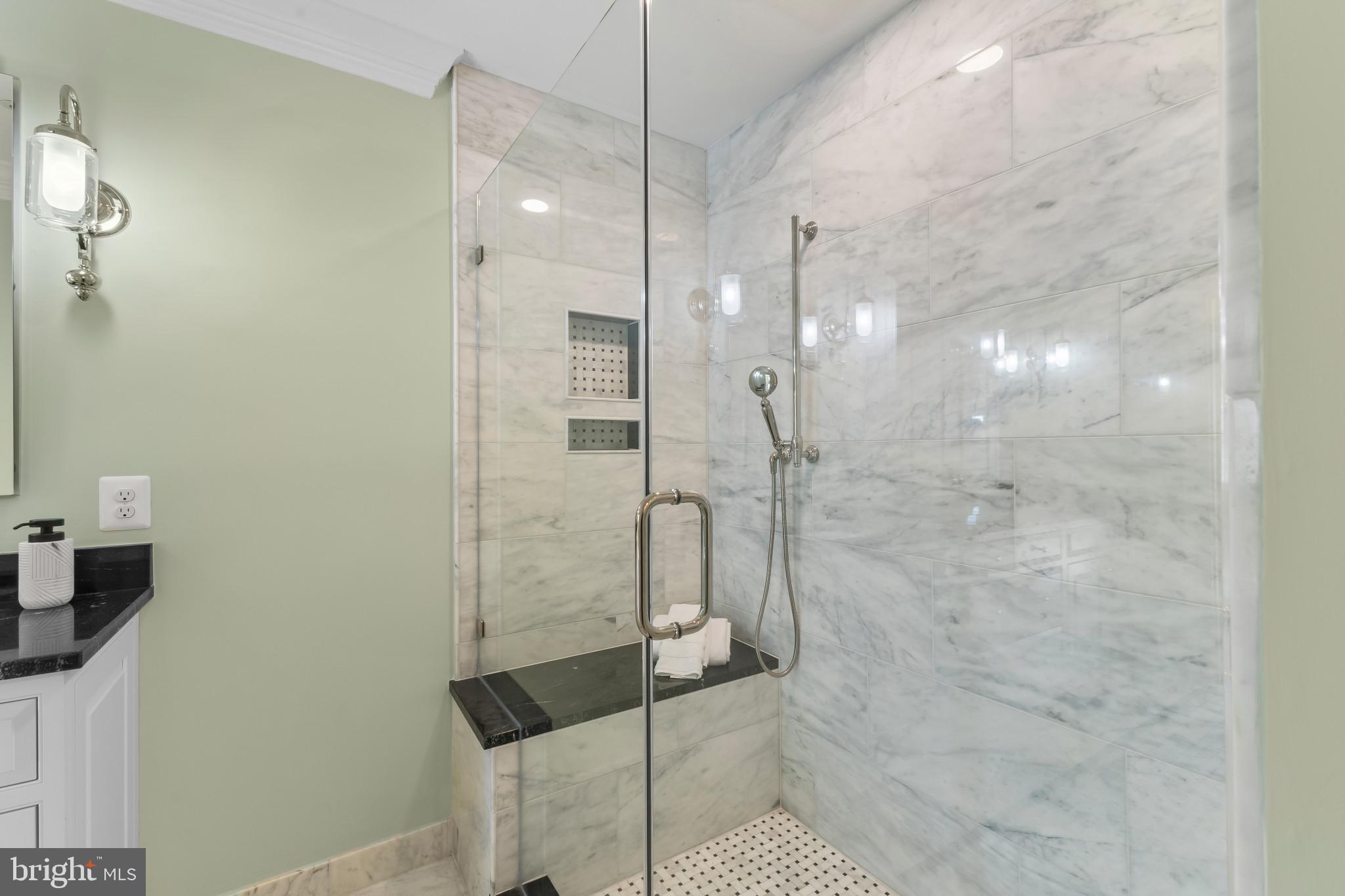 HARBORSIDE - Residential