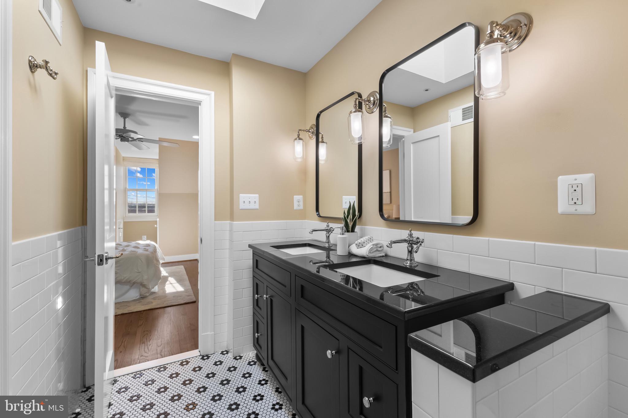 HARBORSIDE - Residential