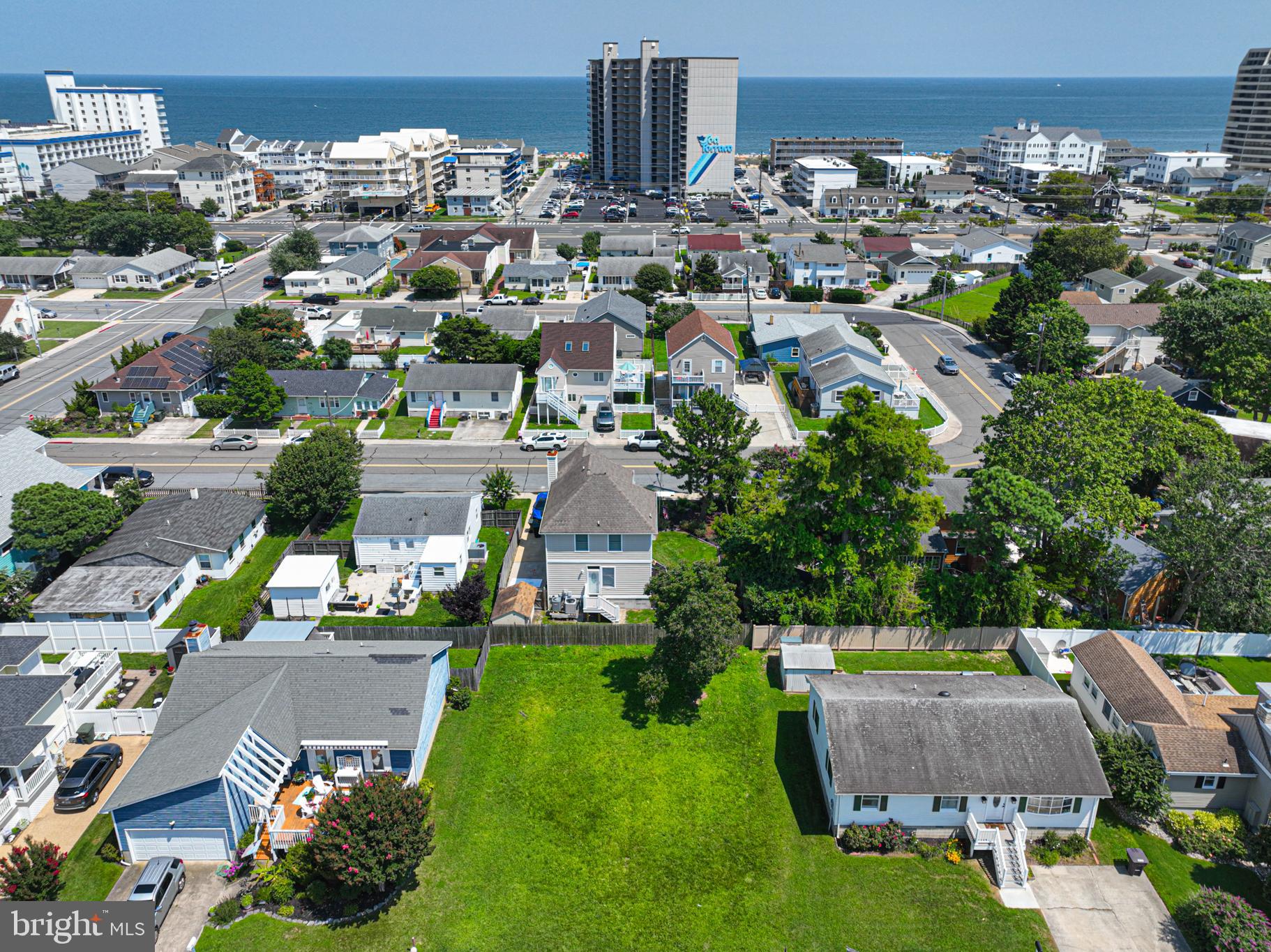 OCEANBAY CITY - Land