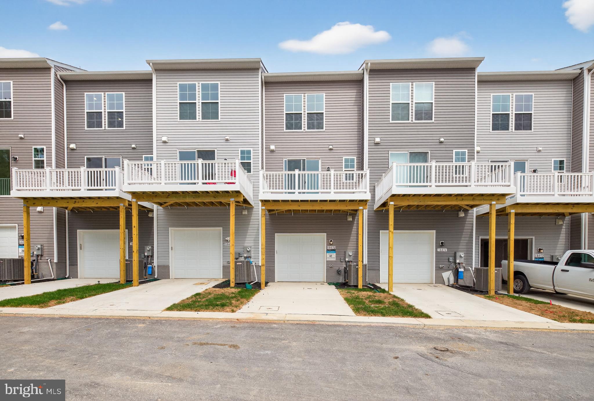 MONTGOMERY VILLAGE - Residential