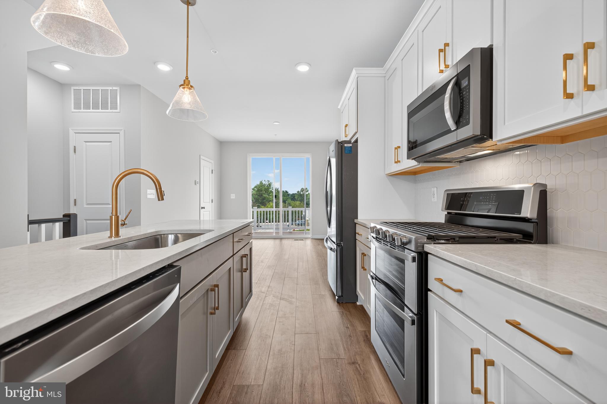 MONTGOMERY VILLAGE - Residential