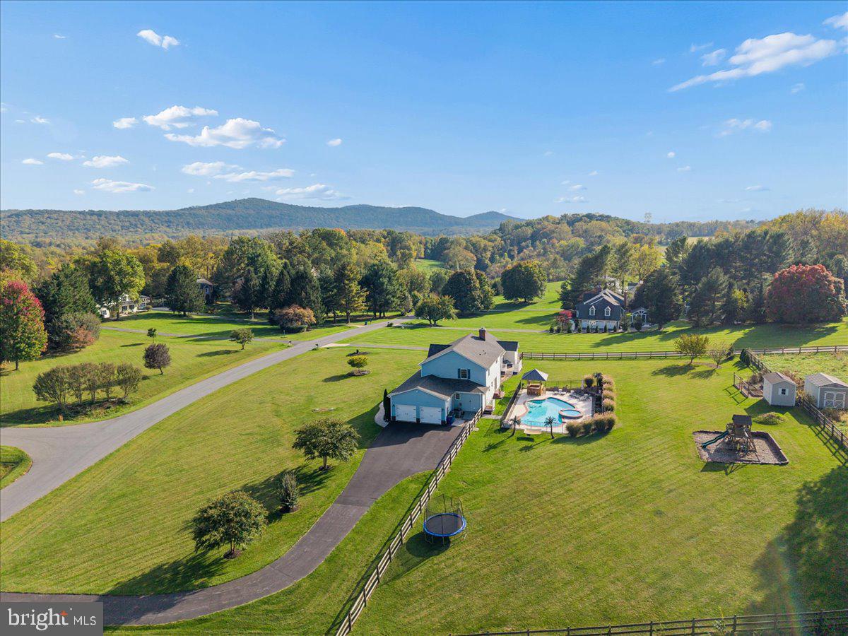 2994 HOPE MILLS LANE