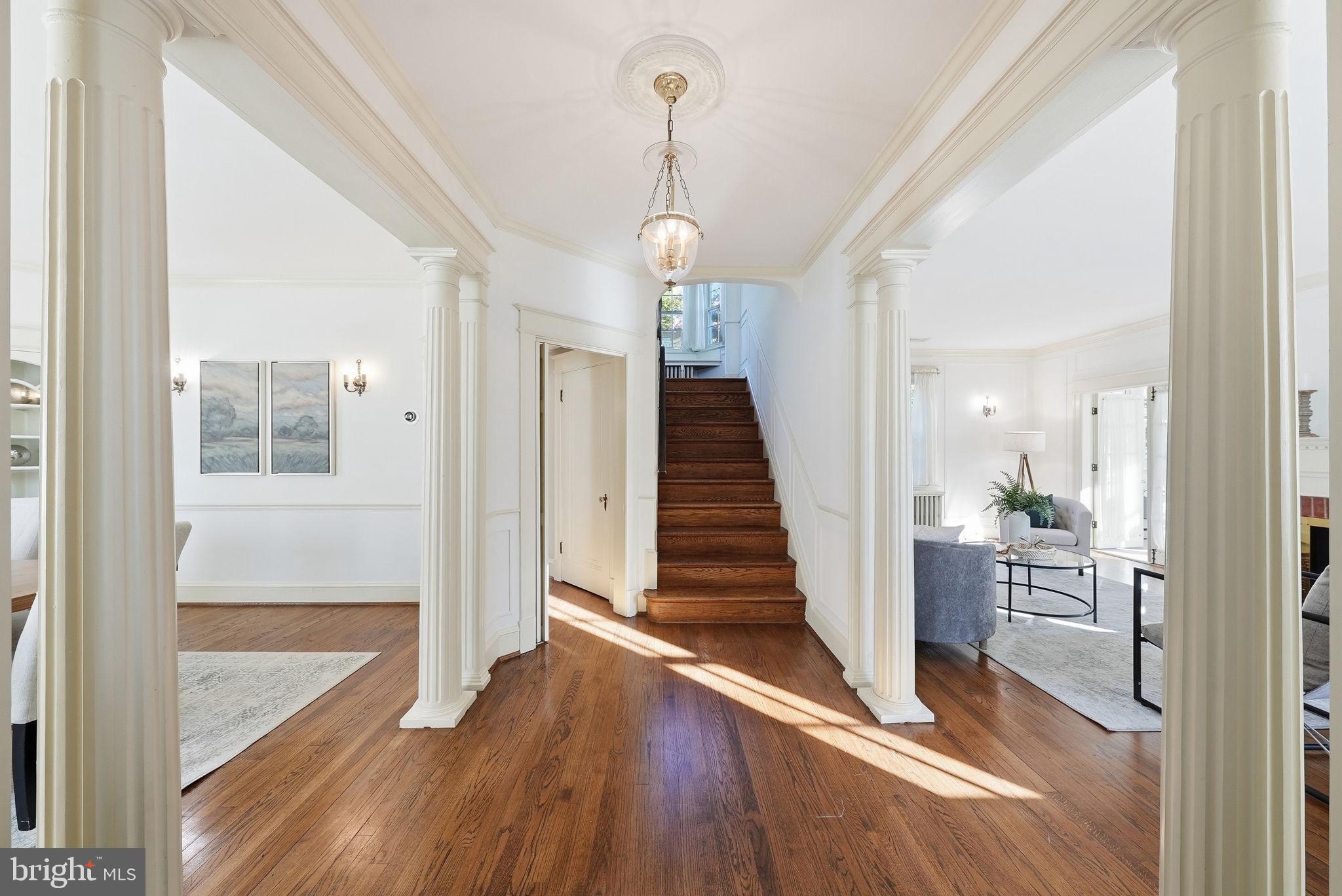 1907 ROOKWOOD ROAD