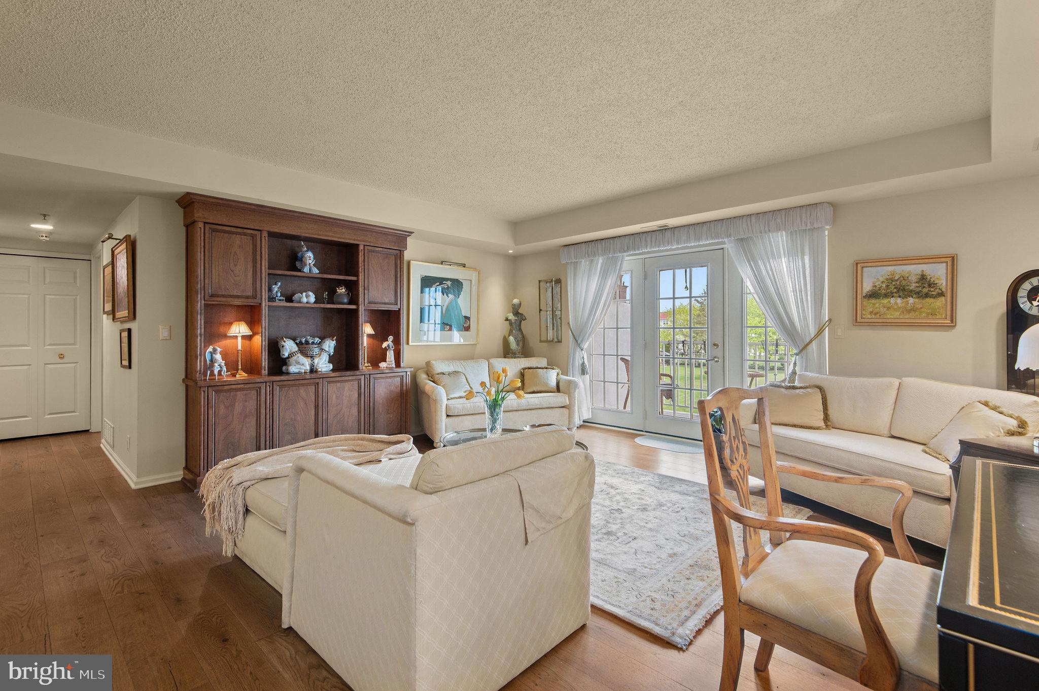 CENTENNIAL STATION - Residential
