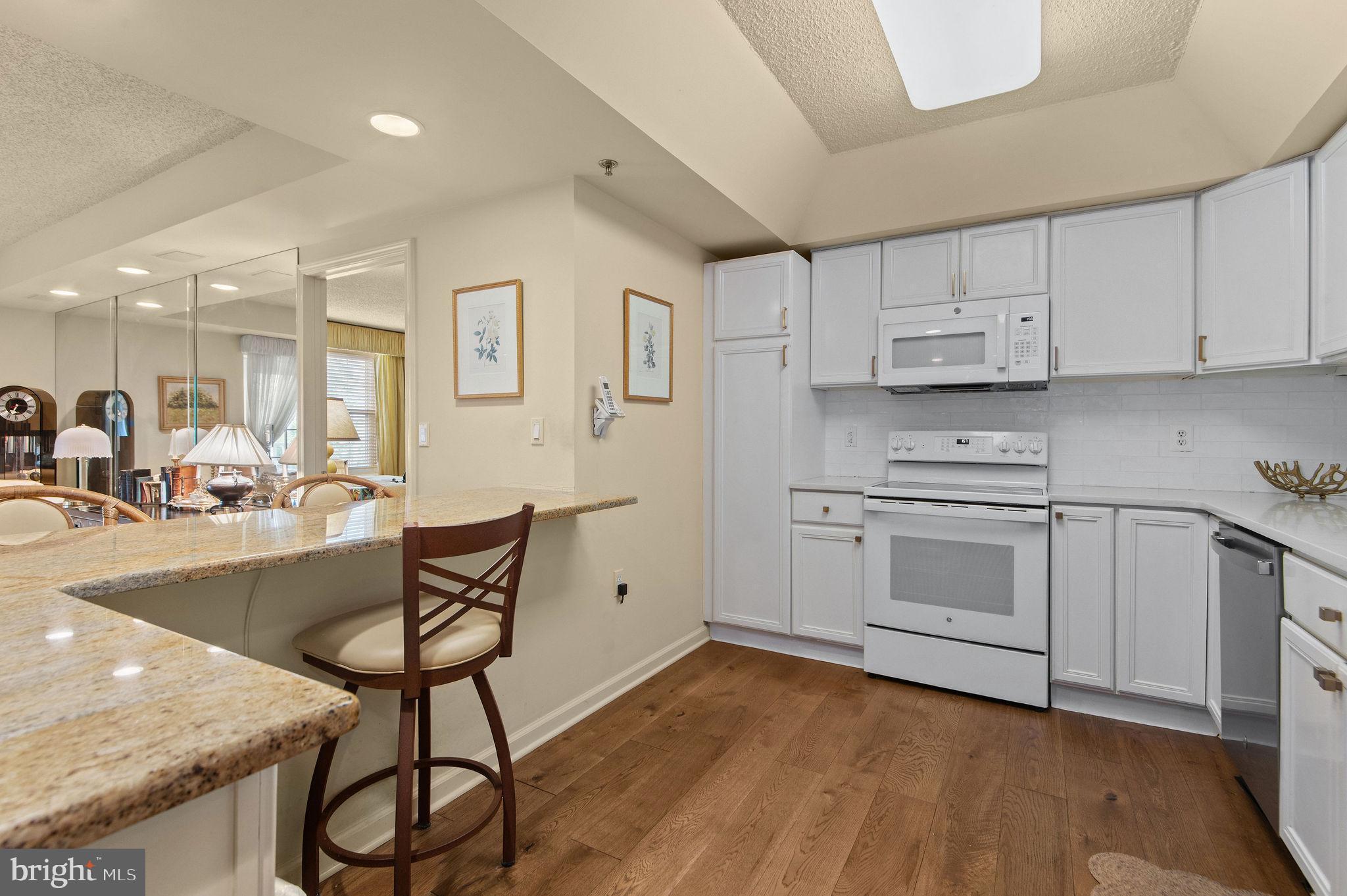 CENTENNIAL STATION - Residential