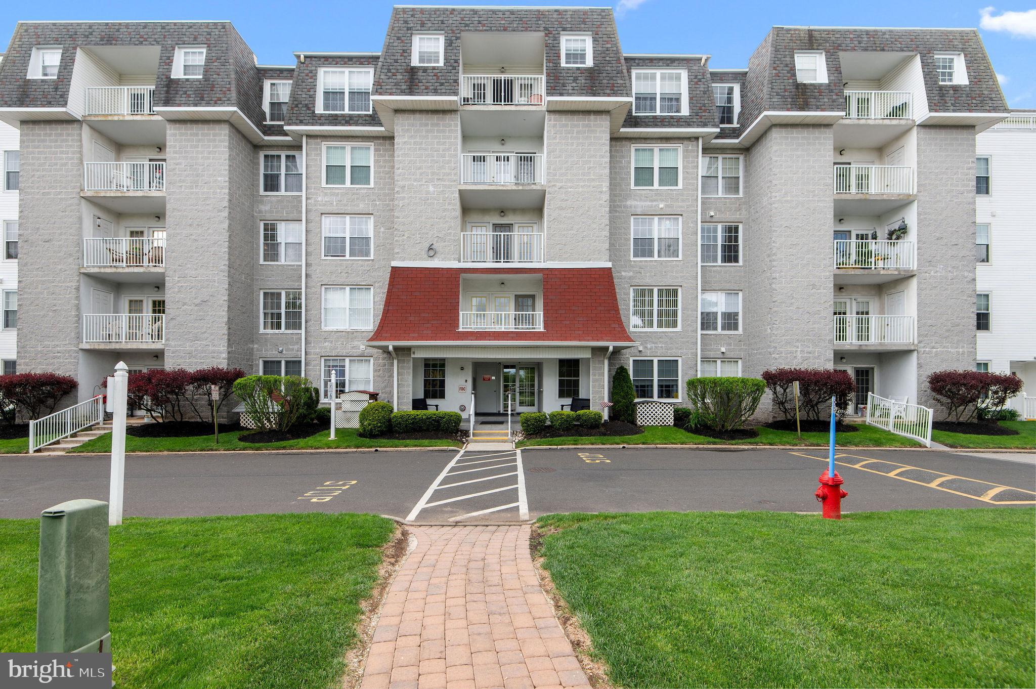 CENTENNIAL STATION - Residential
