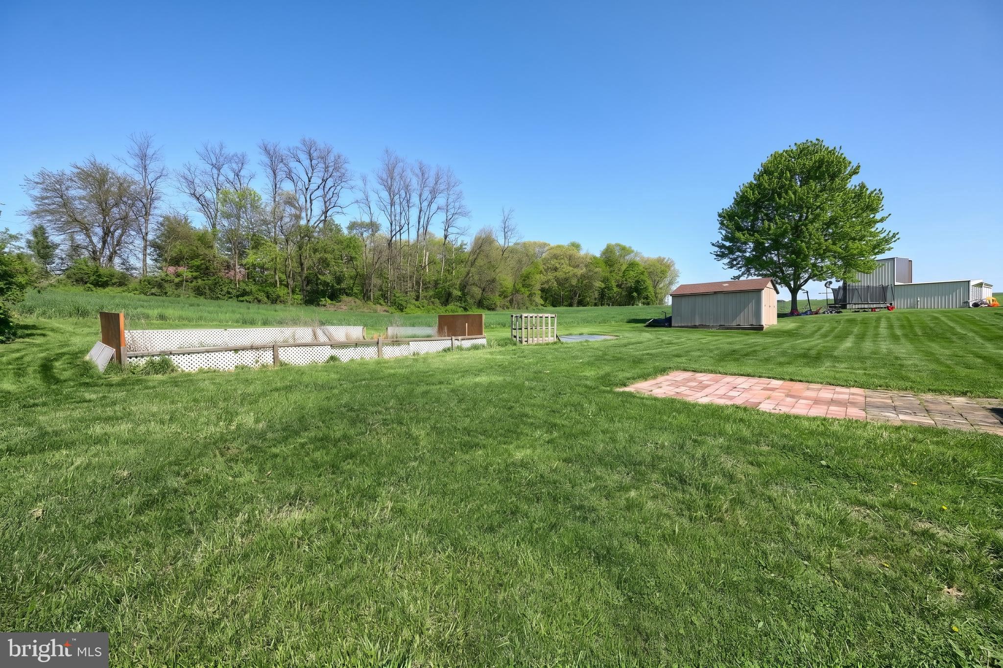 KENDALE EAST - Residential