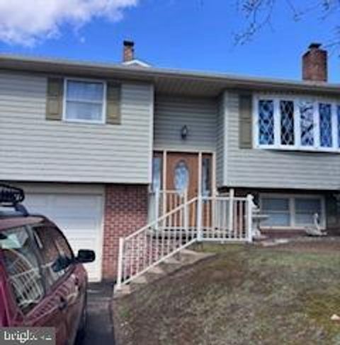 Photo of 2106 Hope Drive, RED LION, PA 17356 (MLS # PAYK2102188)