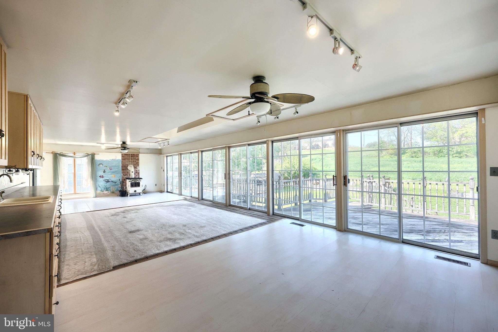 KENDALE EAST - Residential