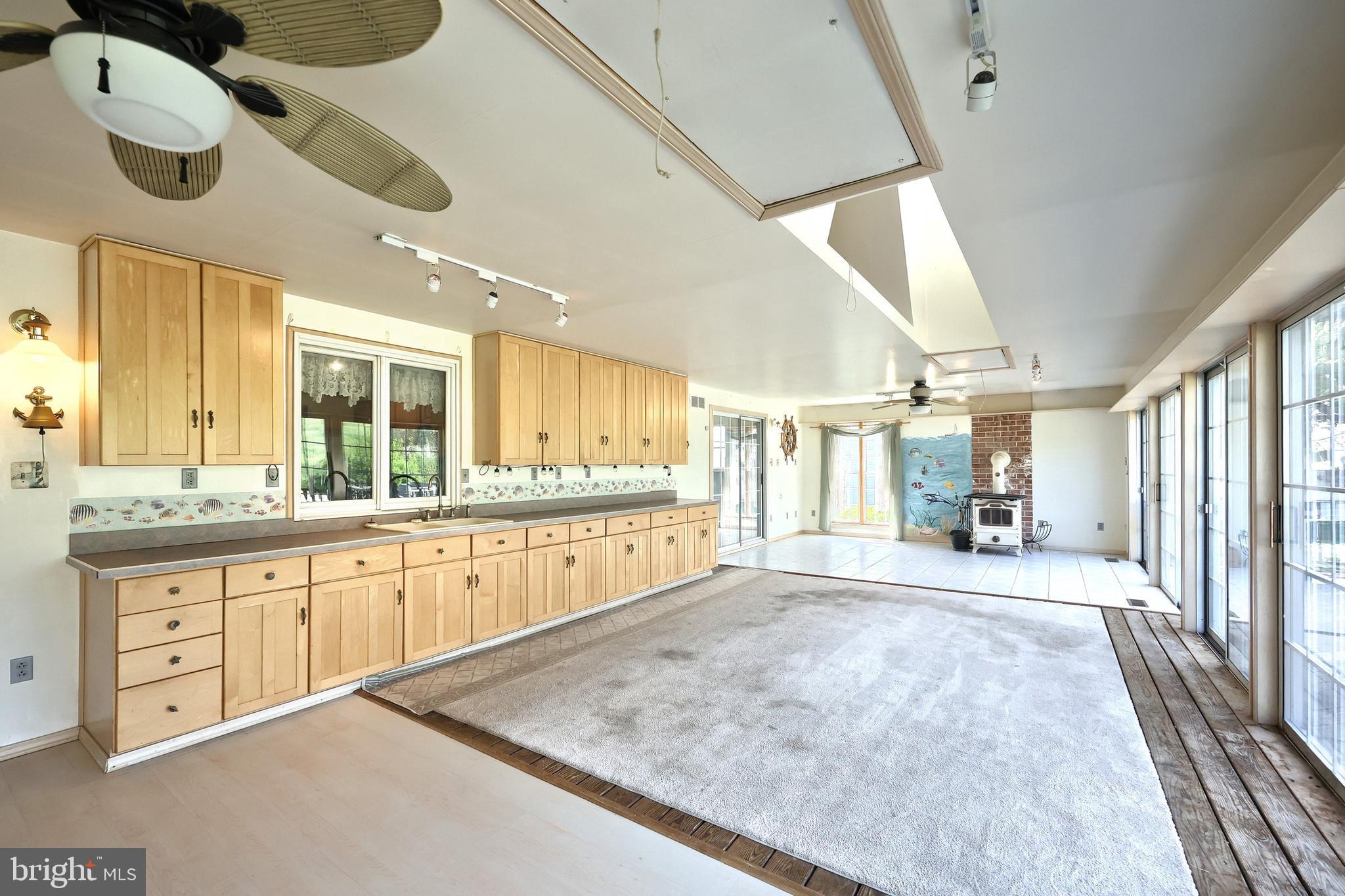 KENDALE EAST - Residential