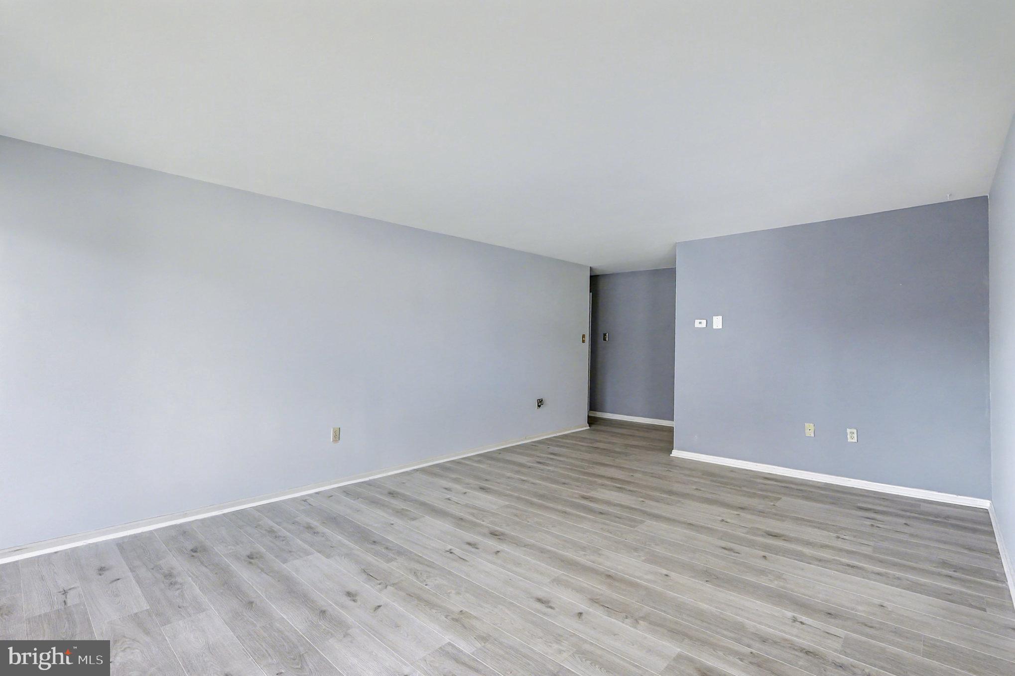 29 CANTERBURY SQUARE 201