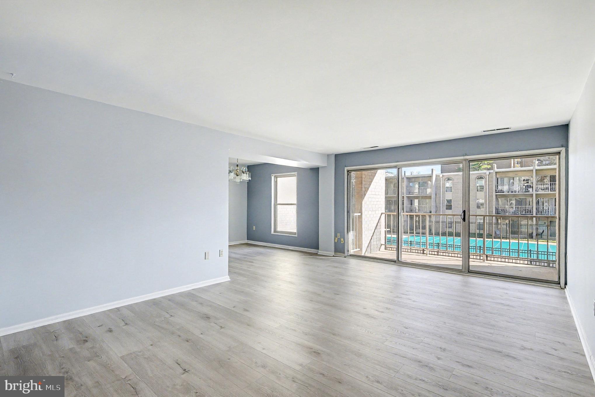 29 CANTERBURY SQUARE 201