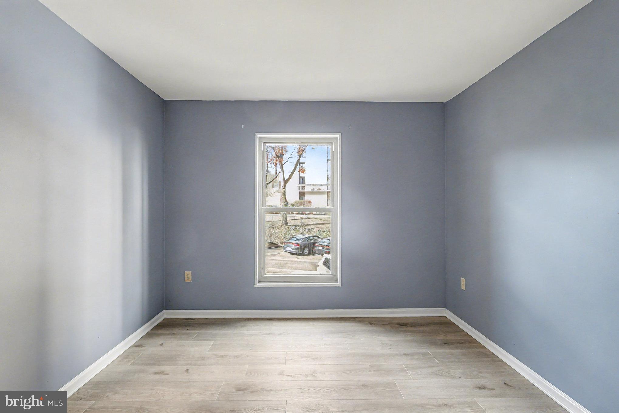 CANTERBURY SQUARE - Residential