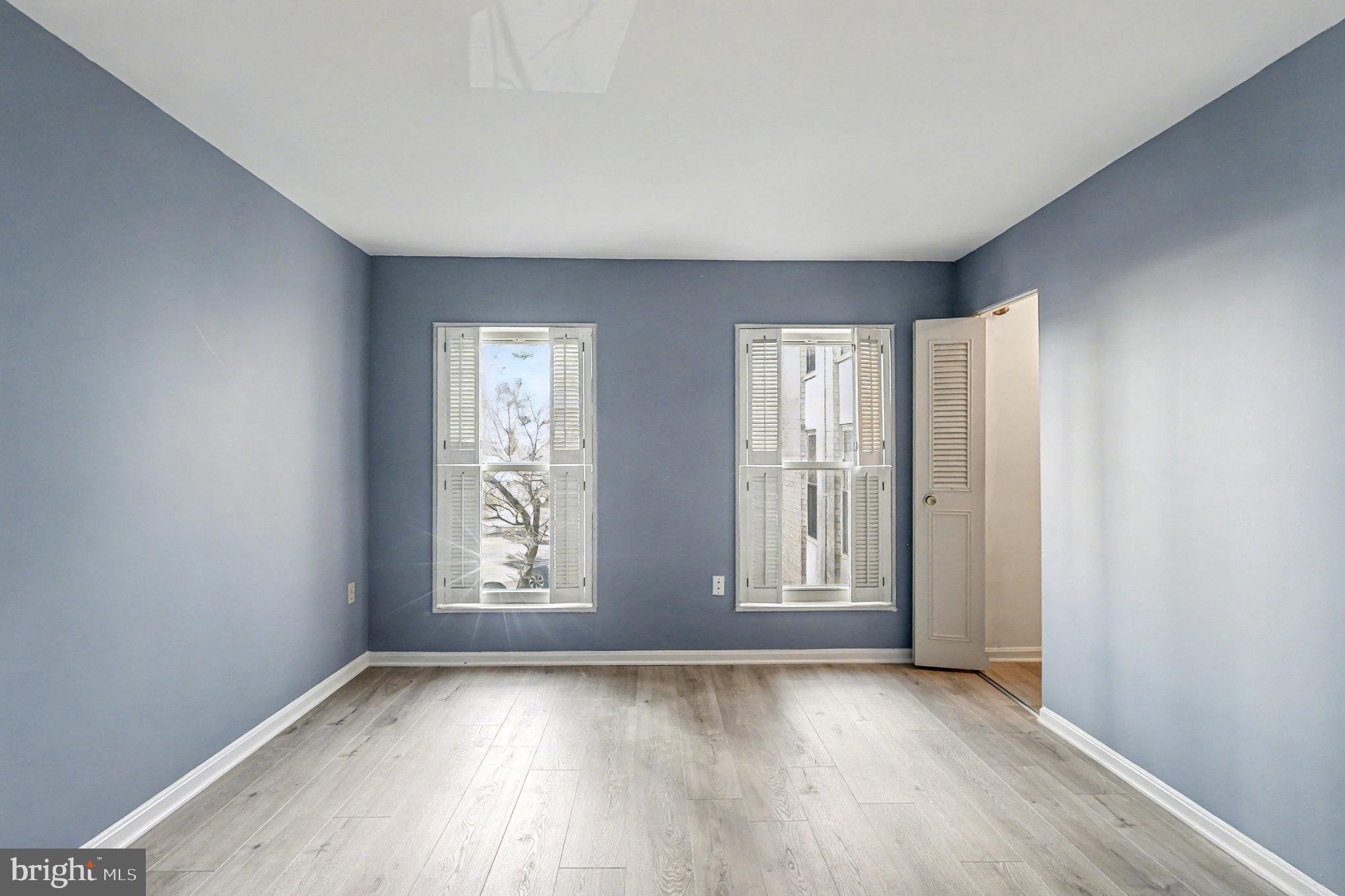 CANTERBURY SQUARE - Residential