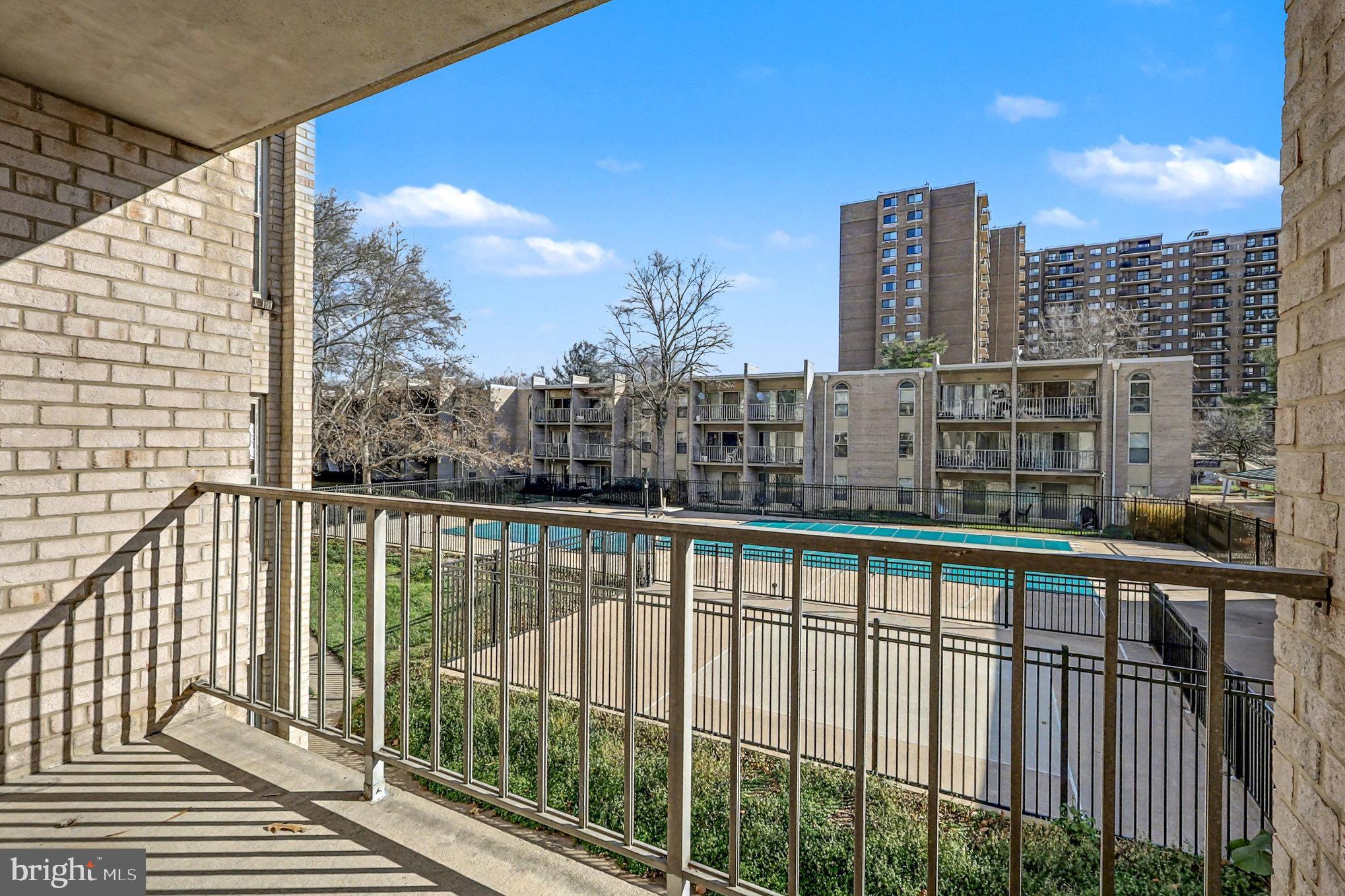 CANTERBURY SQUARE - Residential