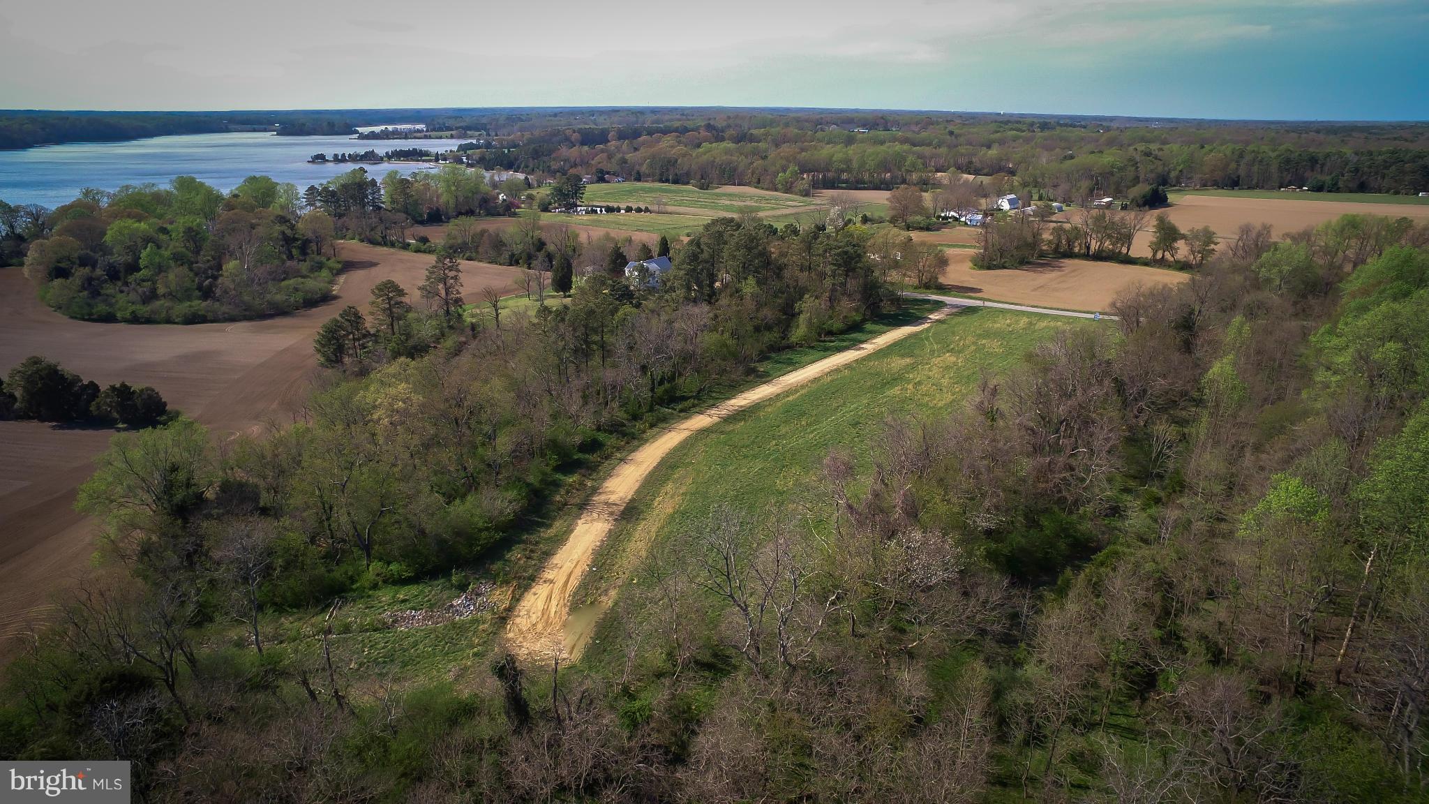SNOW HILL MANOR RESERVE - Land