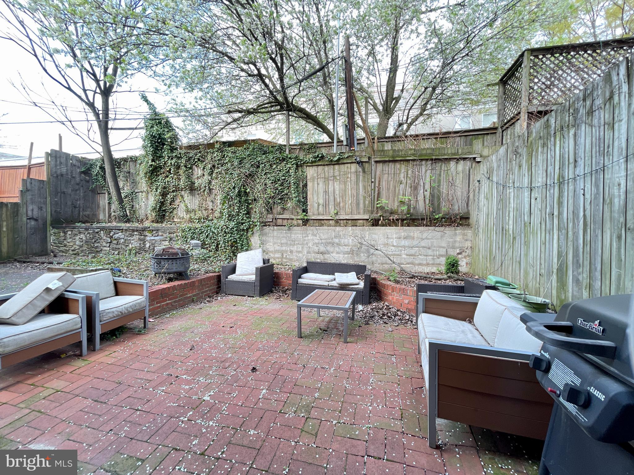 POWELTON VILLAGE - Residential