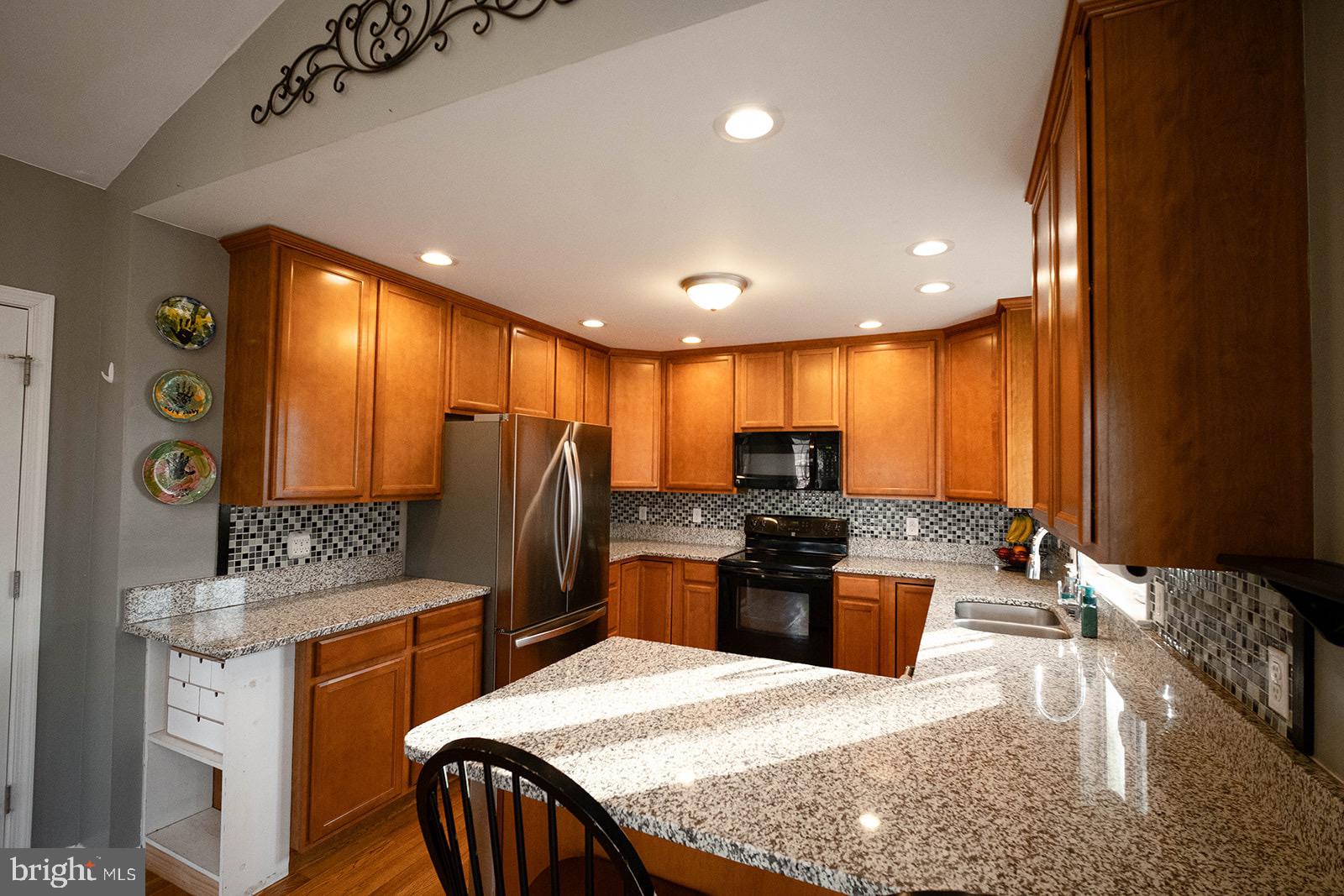 SHENANDOAH  SHORES - Residential